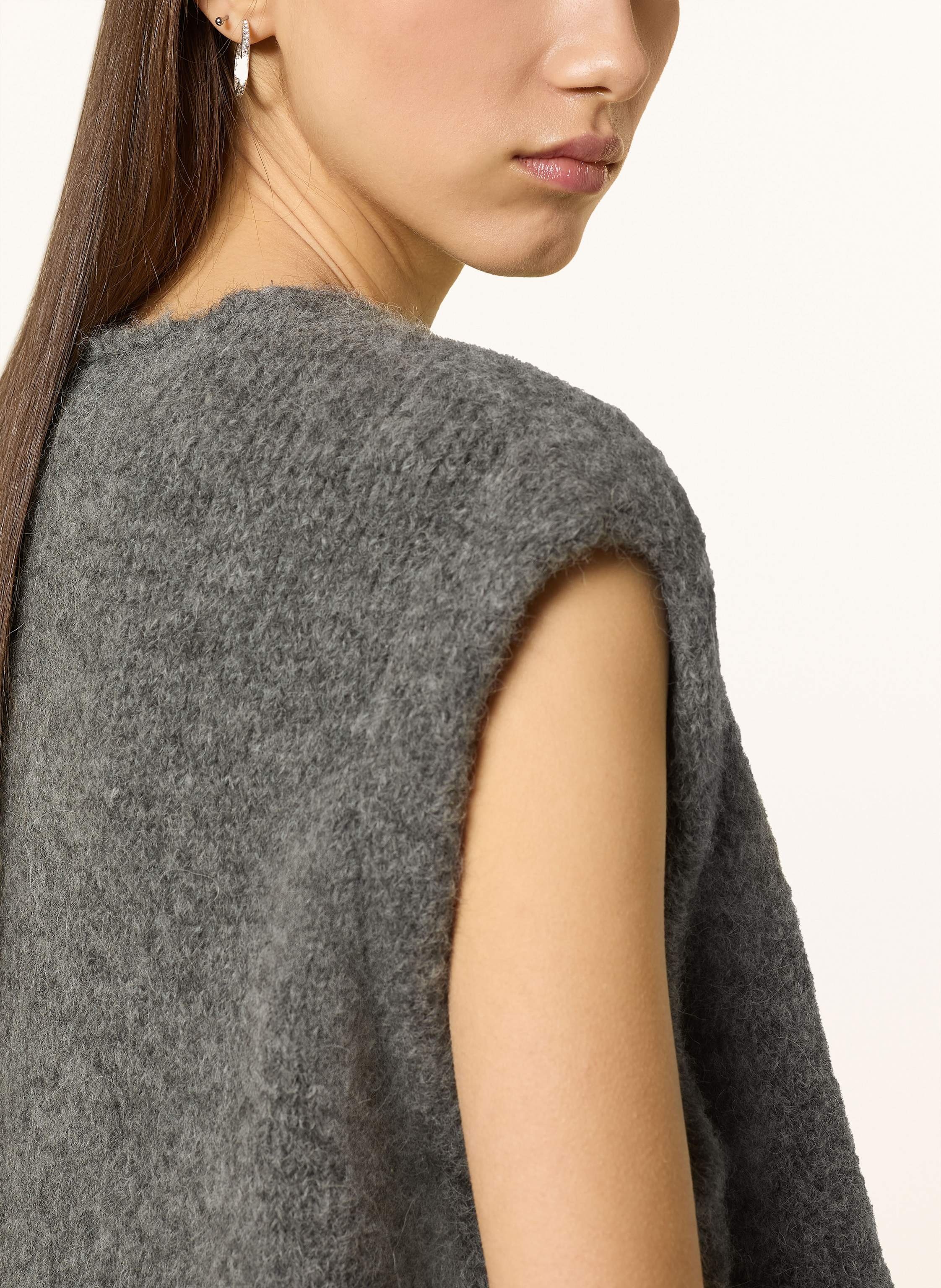 Thumbnail - Black Palms Strickshirt Teya Aus Alpaka grau