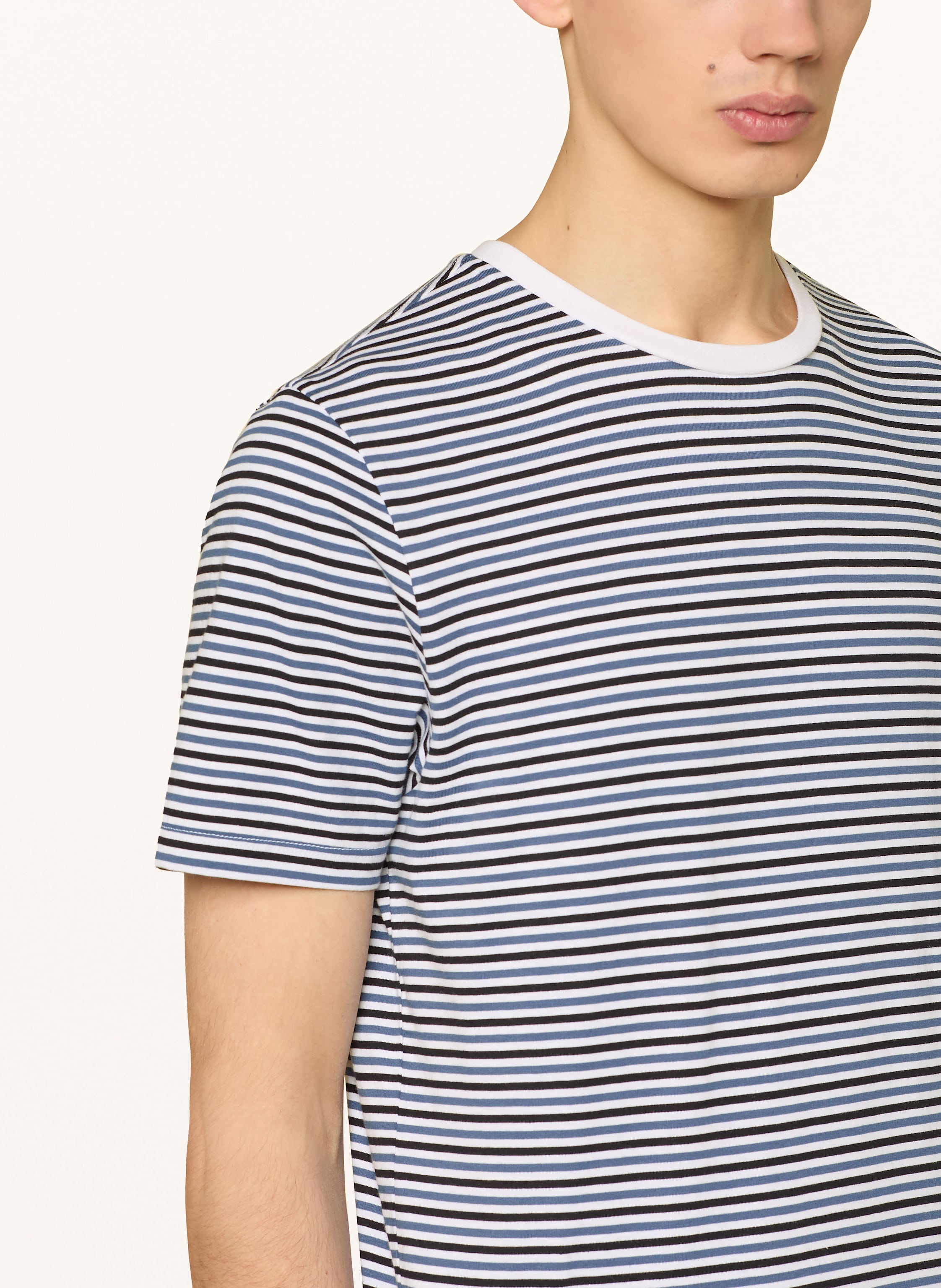 Thumbnail - Reiss T-Shirt Bay blau