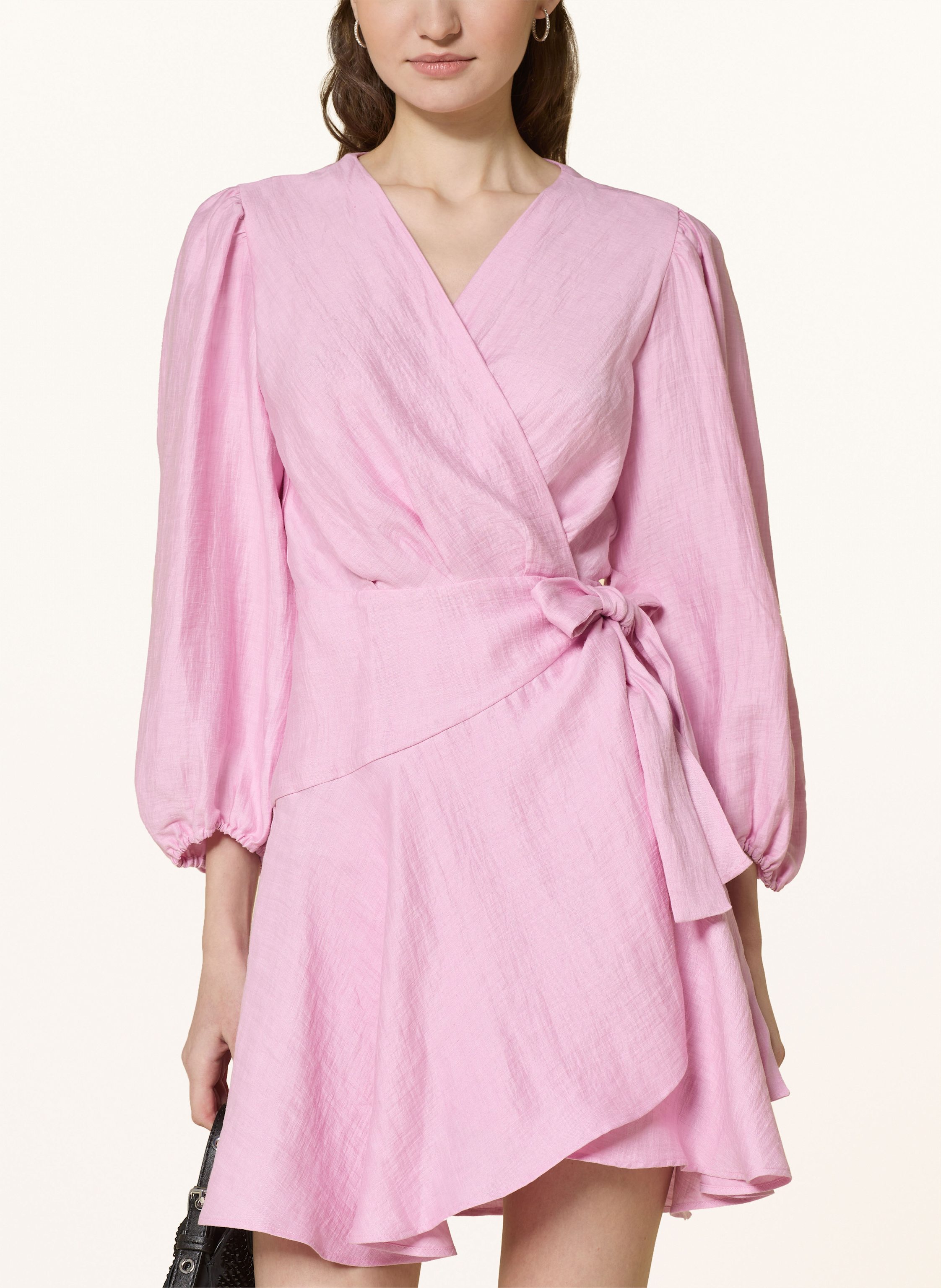Thumbnail - Maje Wickelkleid Aus Leinen rosa