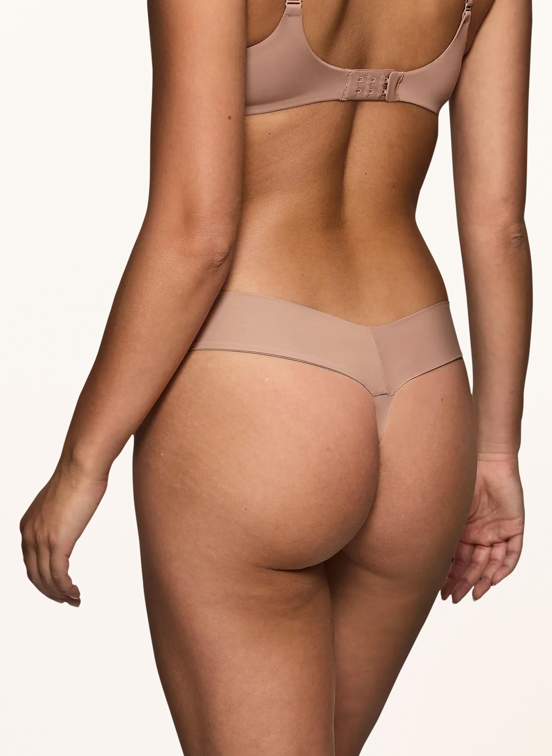 Thumbnail - Triumph String Body Make-Up Illusion braun