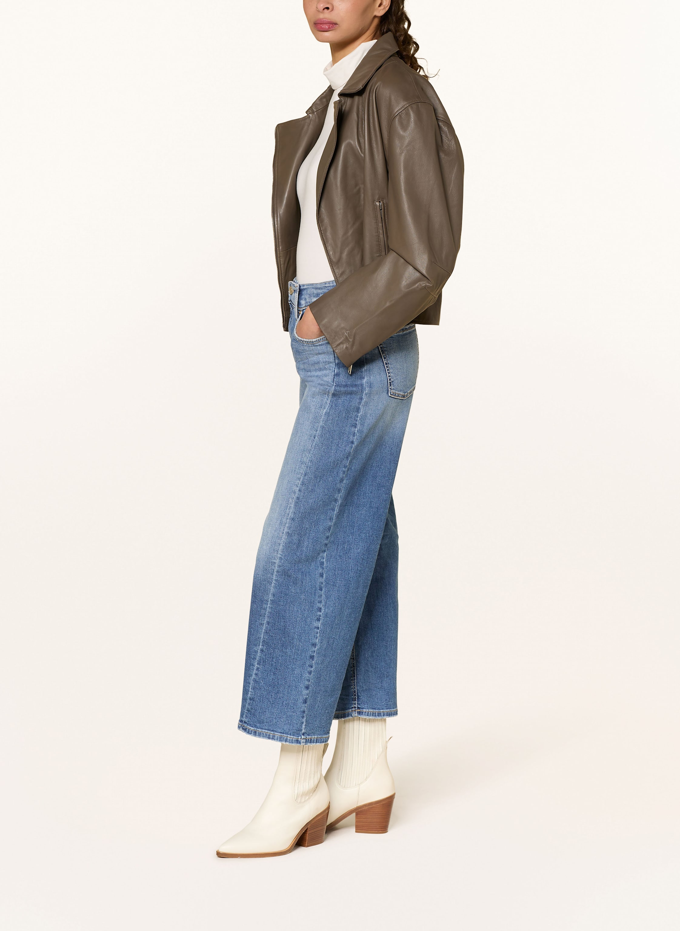 Thumbnail - Cambio Mom Jeans Oria Mit Nieten blau