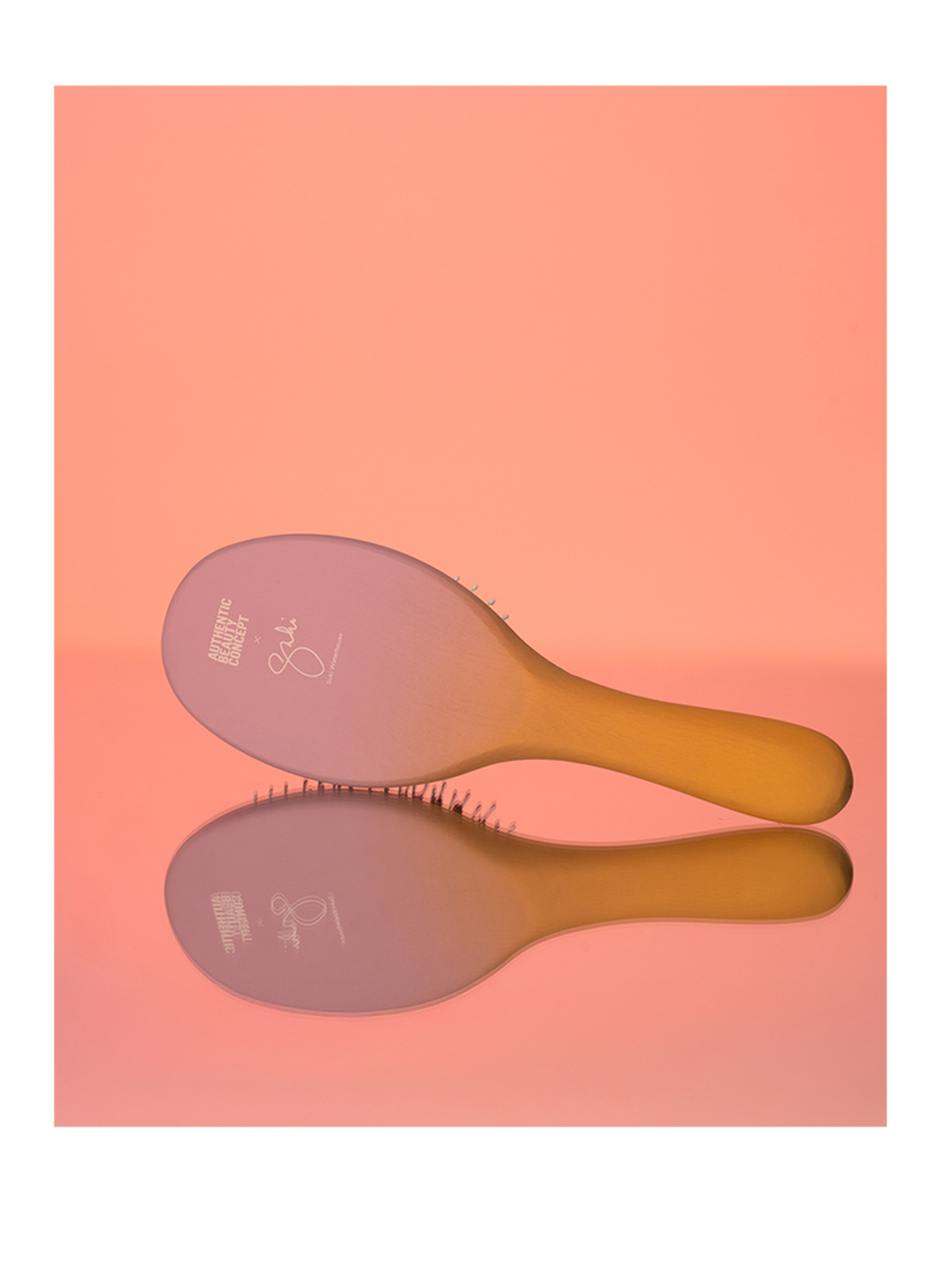 Thumbnail - Authentic Beauty Concept Vegan Sunset Brush (Suki Waterhouse) Vegane Haarbürste