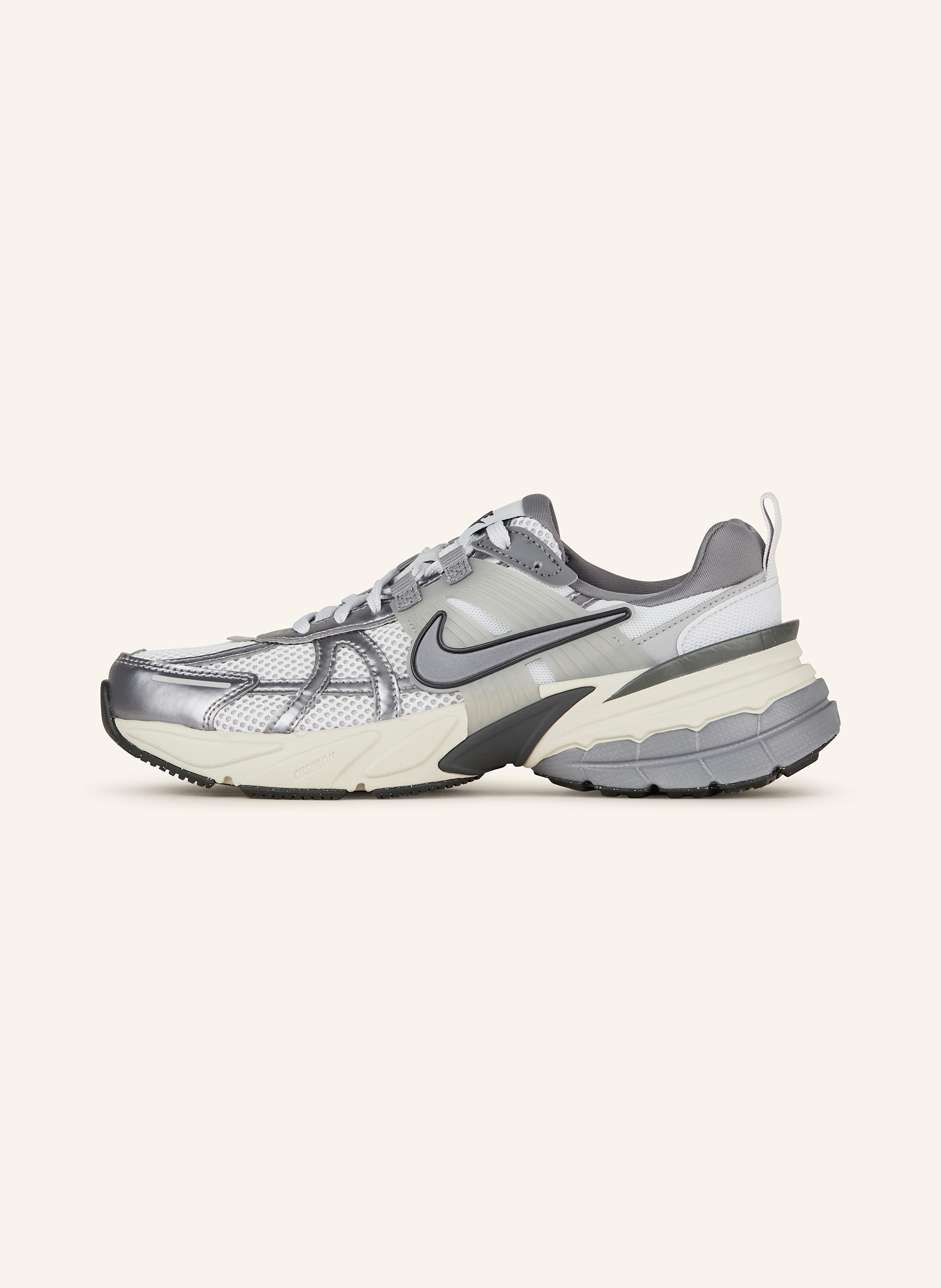 Thumbnail - Nike Sneaker v2k Run silber
