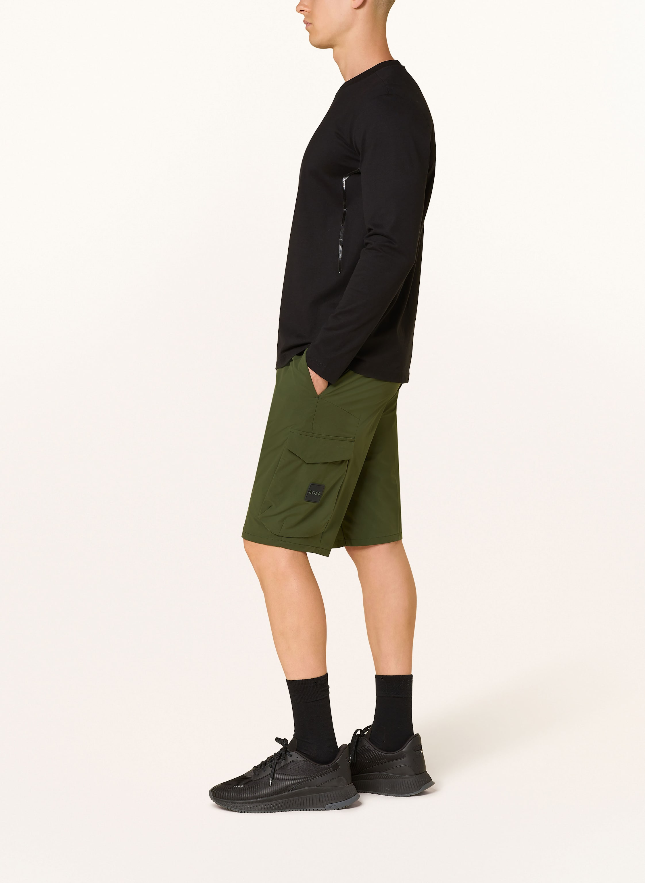 Thumbnail - Boss Cargoshorts Urbanex Tapered Fit schwarz