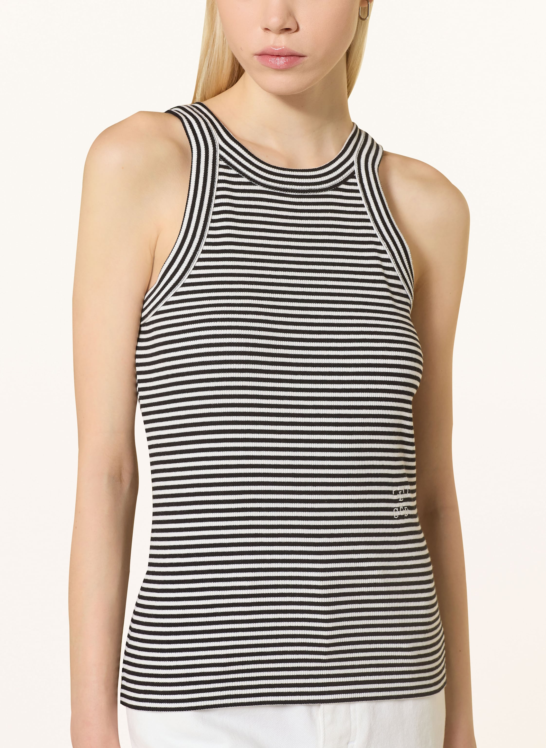 Thumbnail - Closed Top weiss