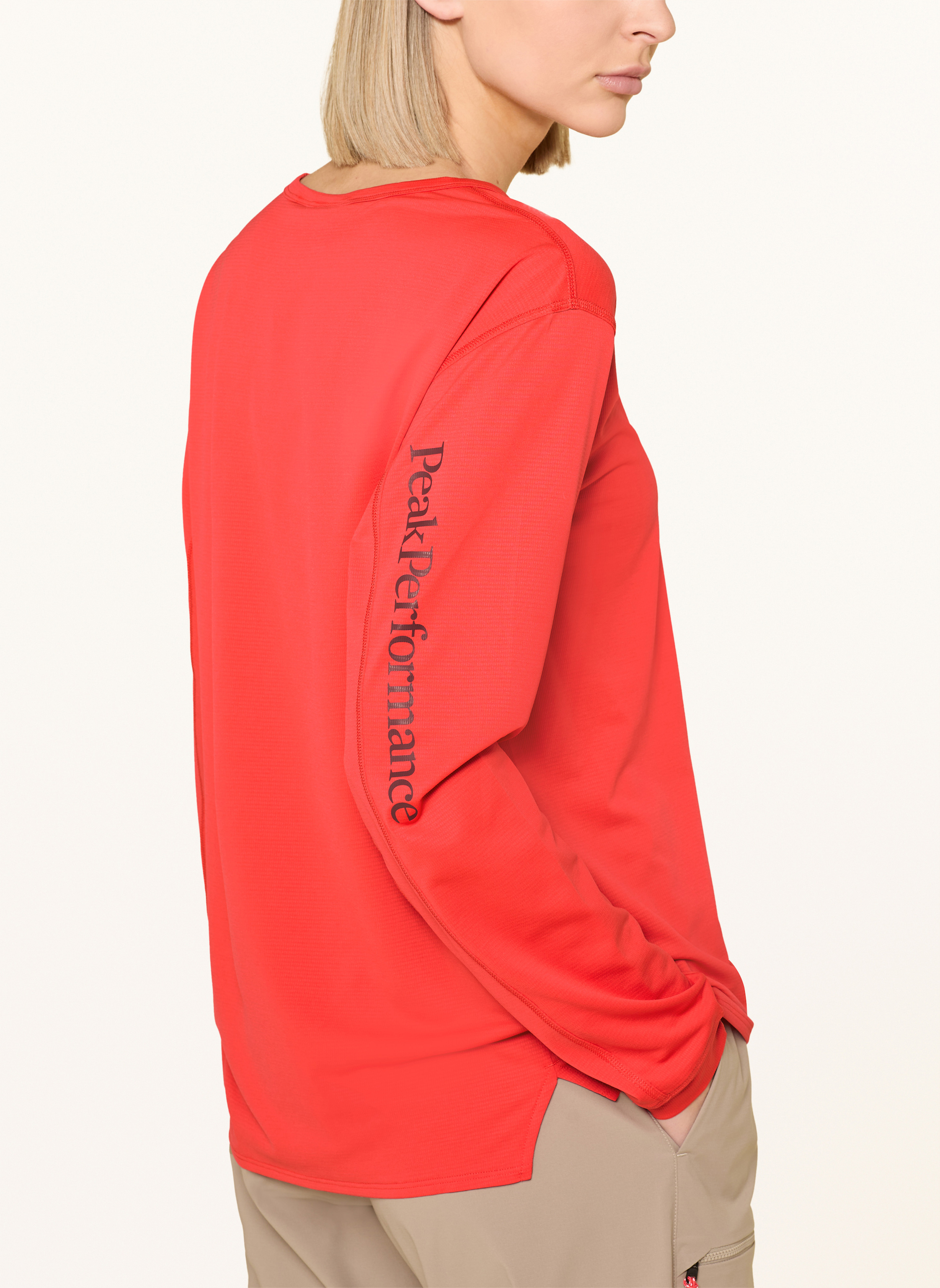 Thumbnail - Peak Performance Longsleeve Trail pink