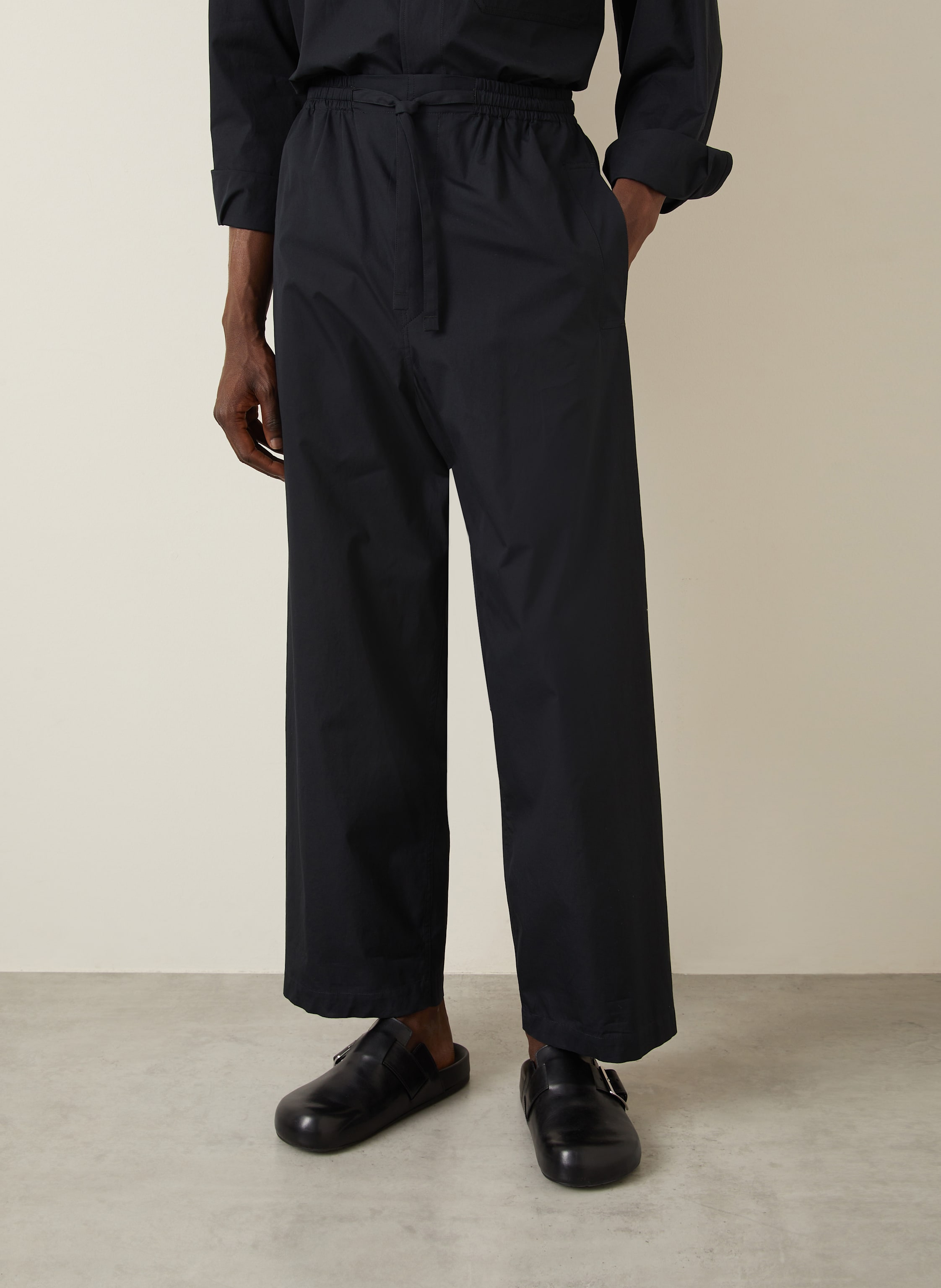 Thumbnail - Lemaire Hose Im Jogging-Stil Regular Fit schwarz