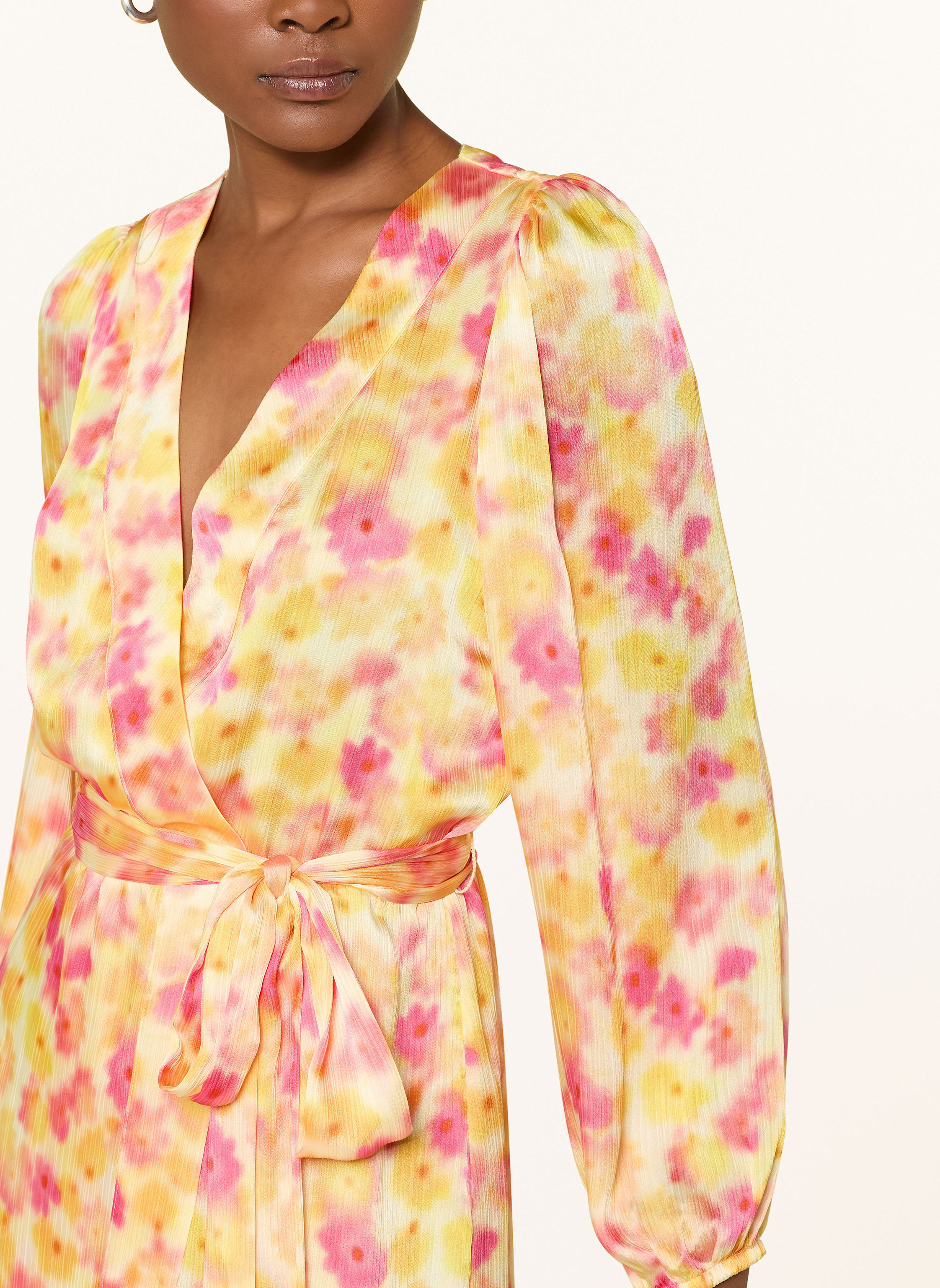 Thumbnail - Hugo Kleid Kaleli In Wickeloptik gelb