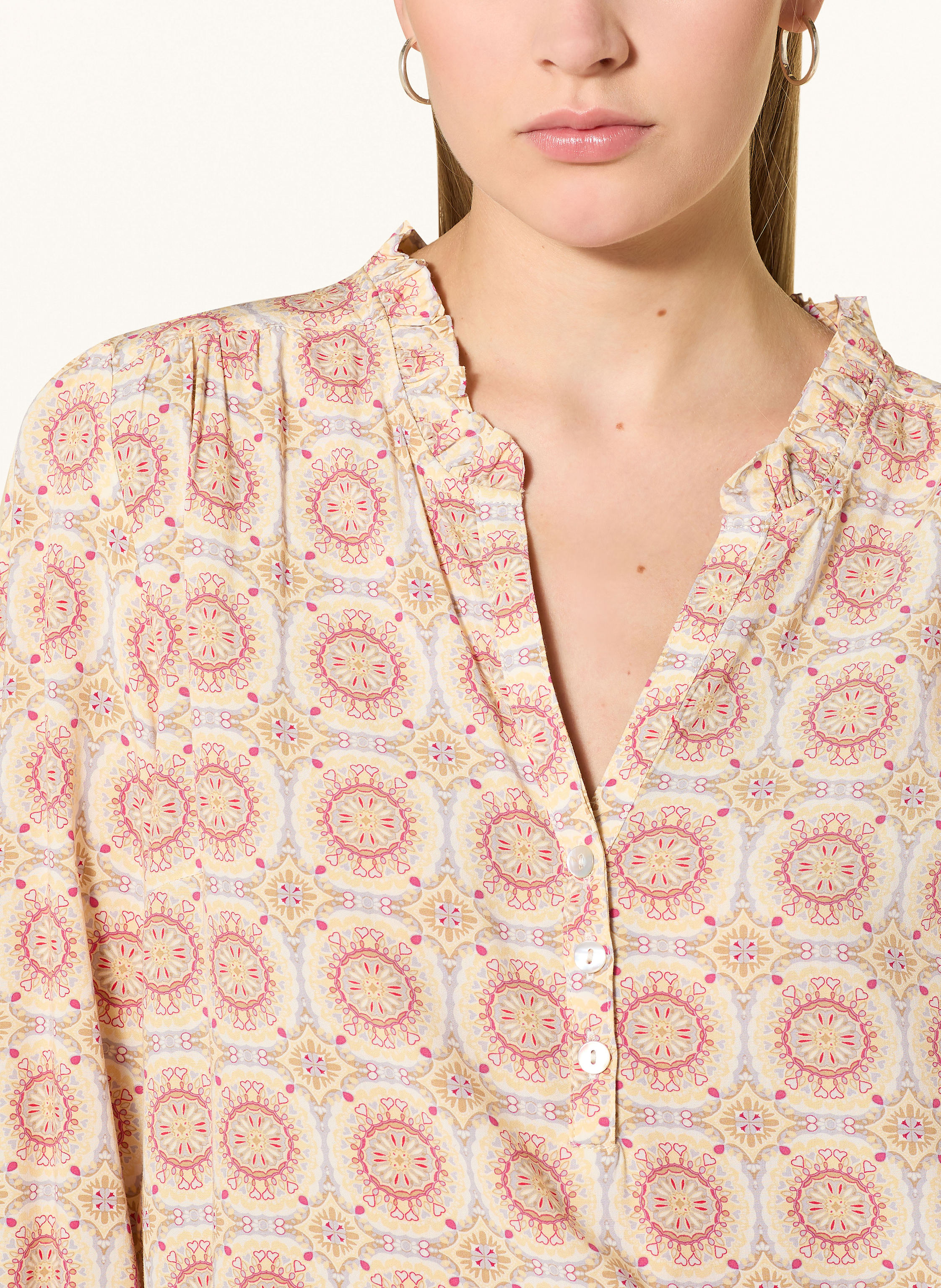 Thumbnail - Cartoon Blusenshirt Mit 3/4-Arm Und Rüschen weiss