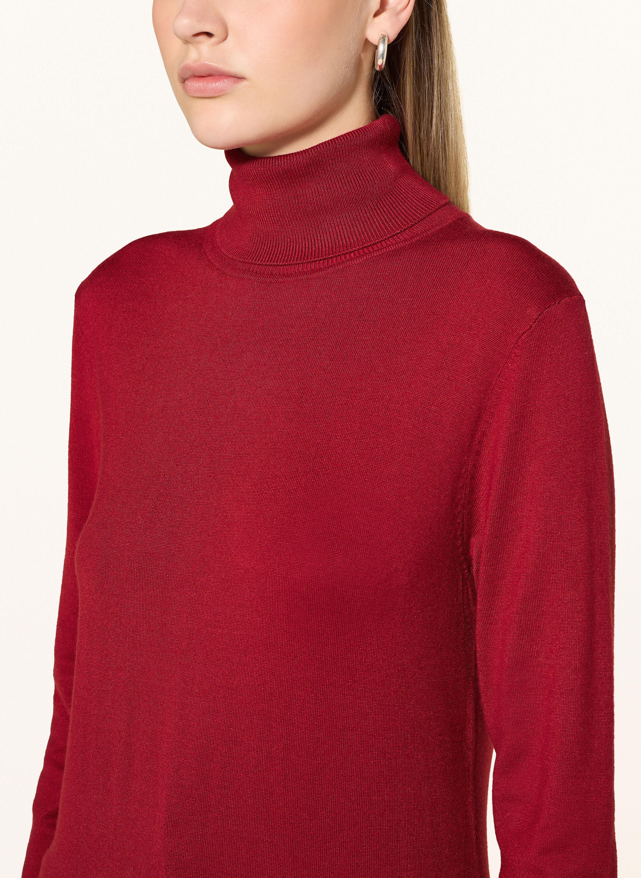 Thumbnail - Darling Harbour Rollkragenpullover rot