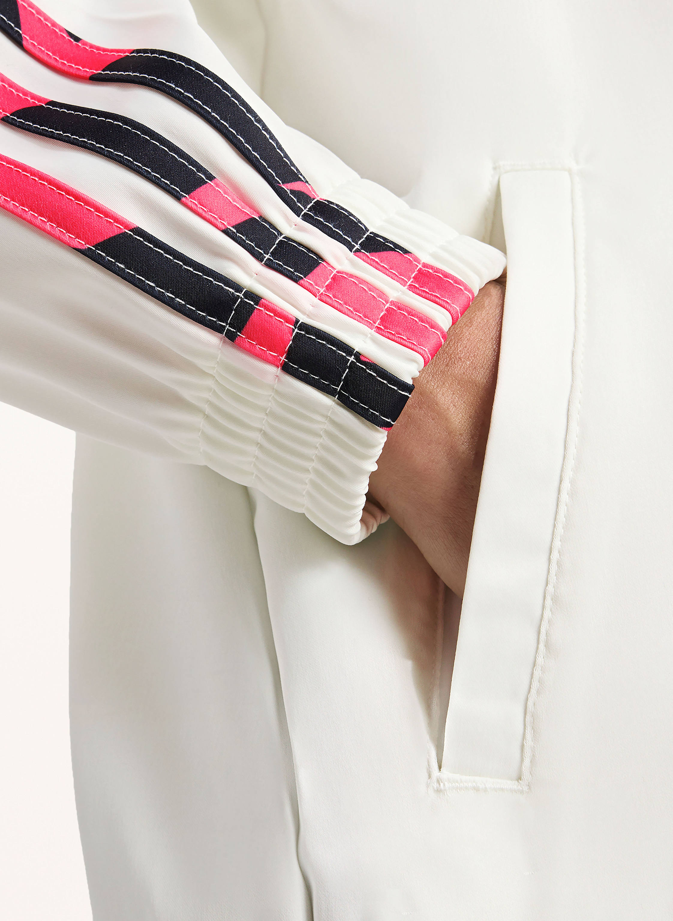 Thumbnail - Adidas Trainingsjacke Mercedes - Amg Petronas Formula One Team Summer weiss