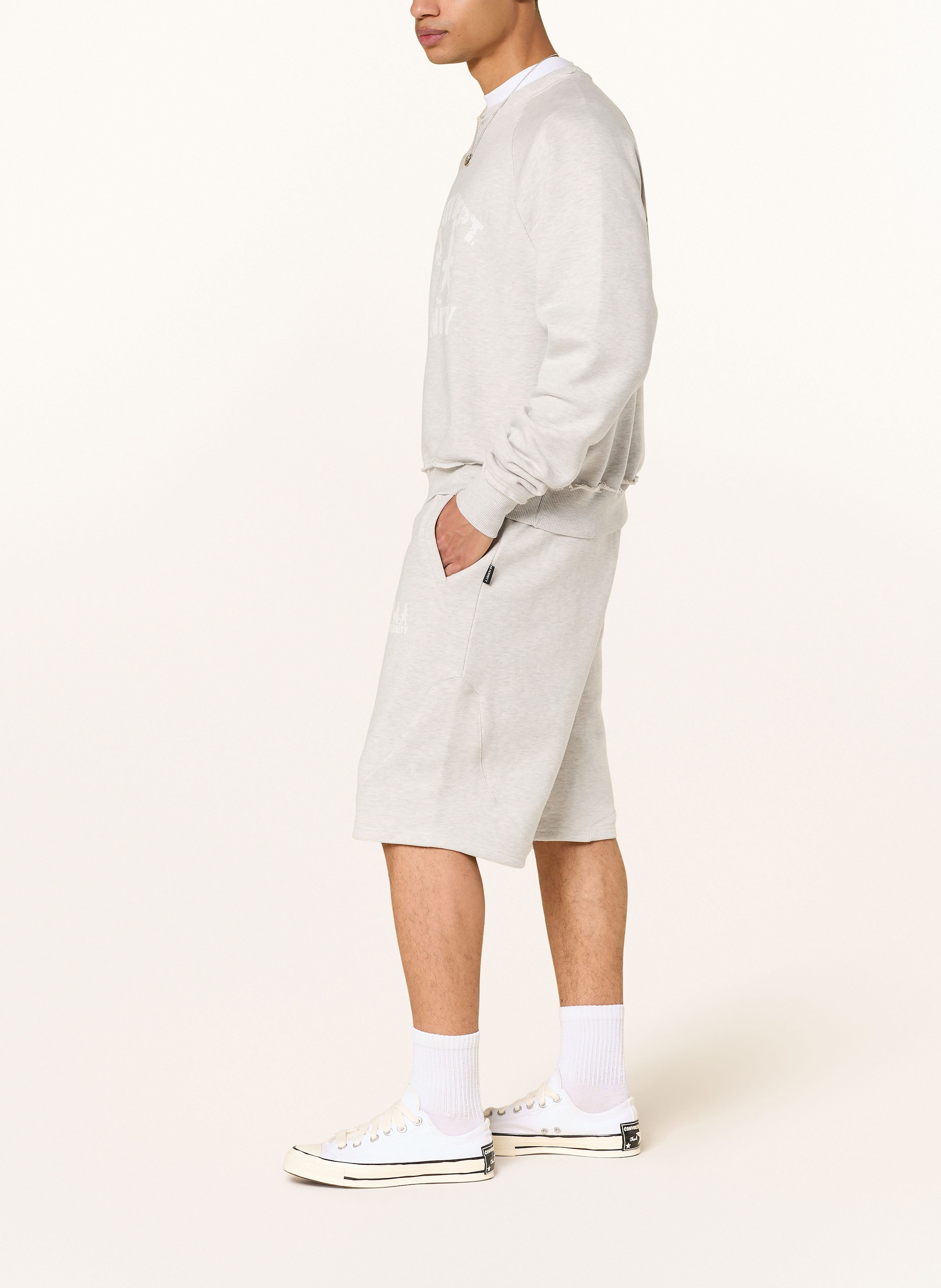 Thumbnail - Reternity Sweatshorts Creative Dept Logo grau