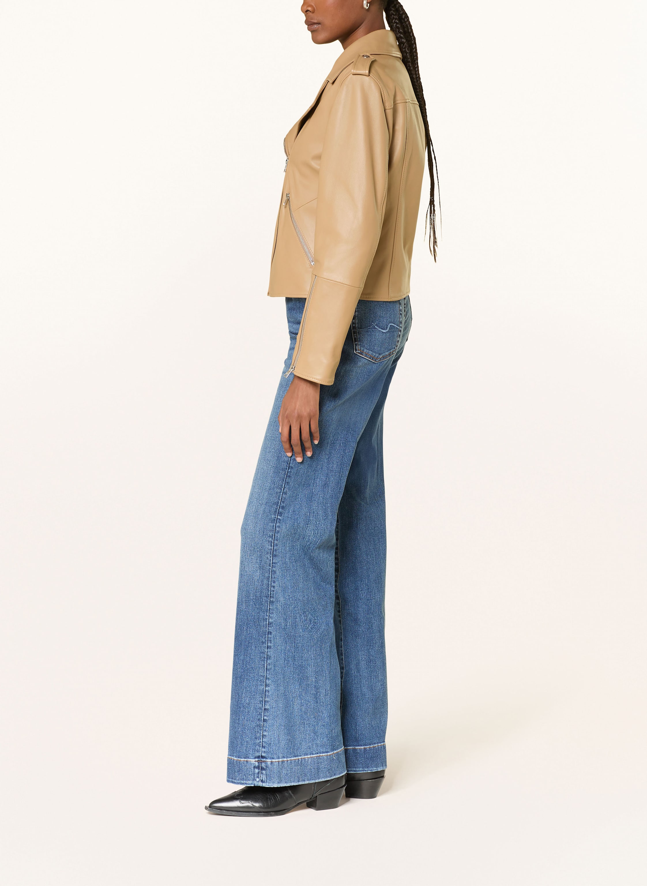 Thumbnail - 7 For All Mankind Flared Jeans Modern Dojo blau
