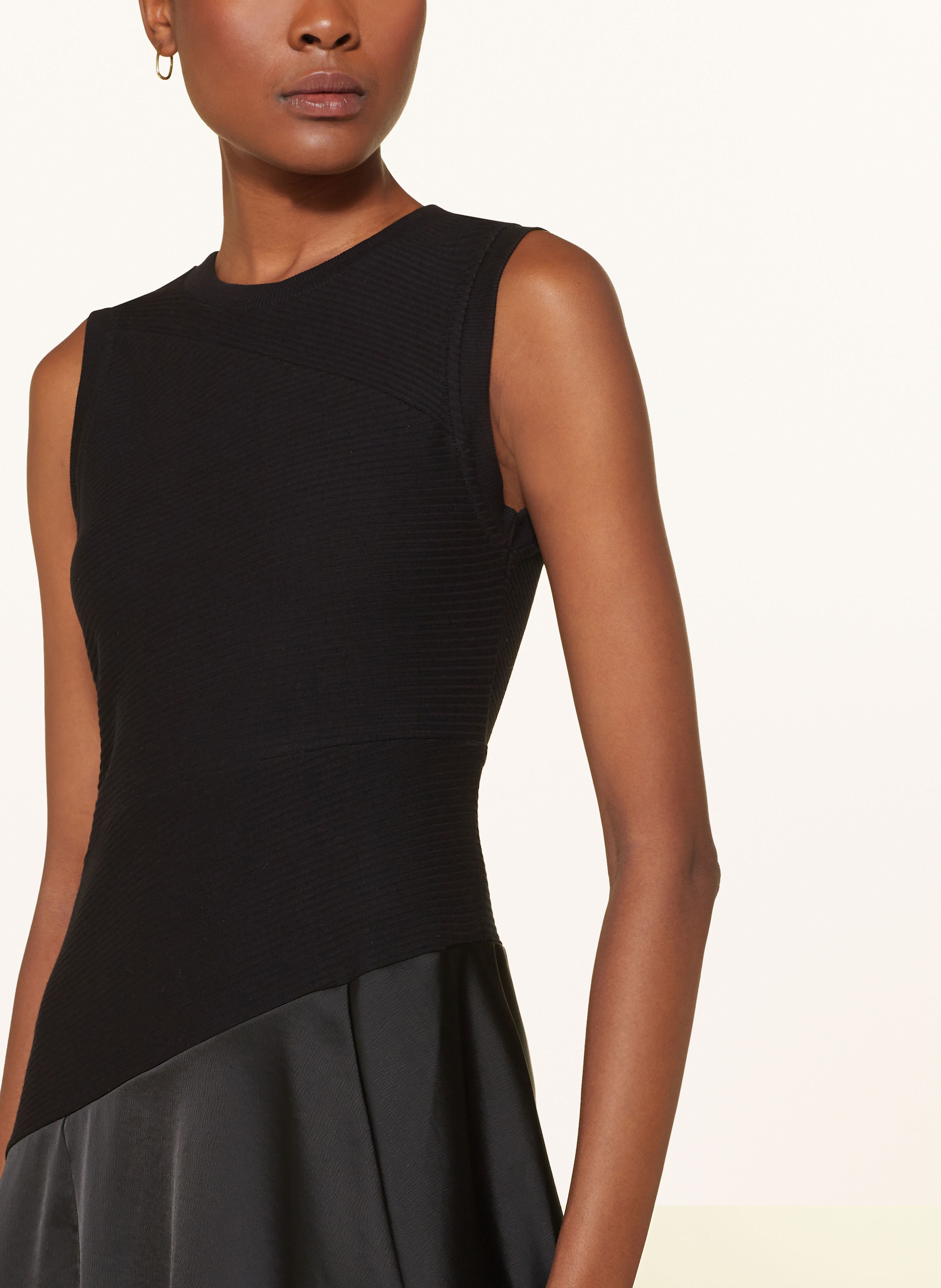 Thumbnail - Allsaints Kleid Pia Im Materialmix schwarz