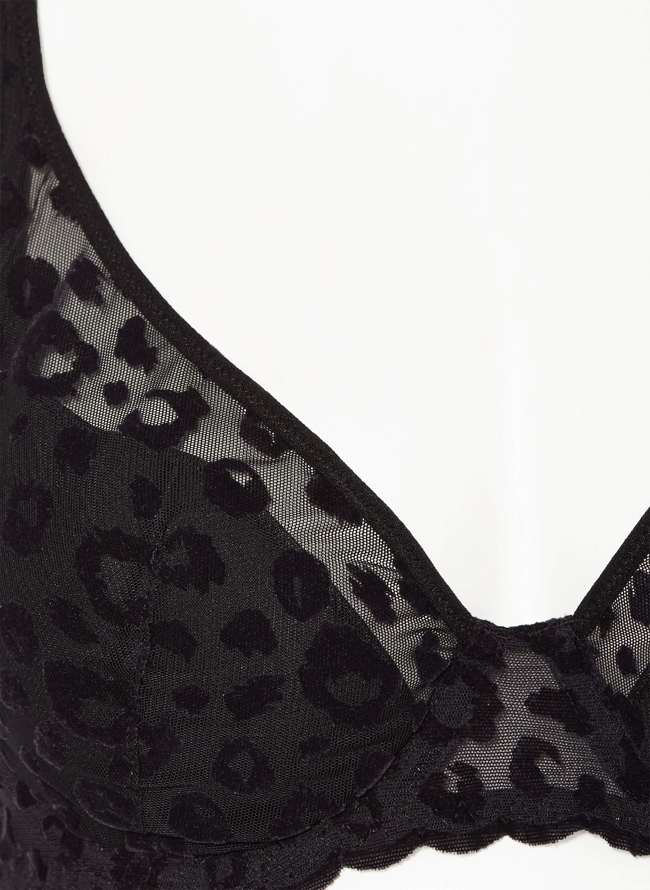 Thumbnail - Chantelle Schalen-Bh Girls schwarz