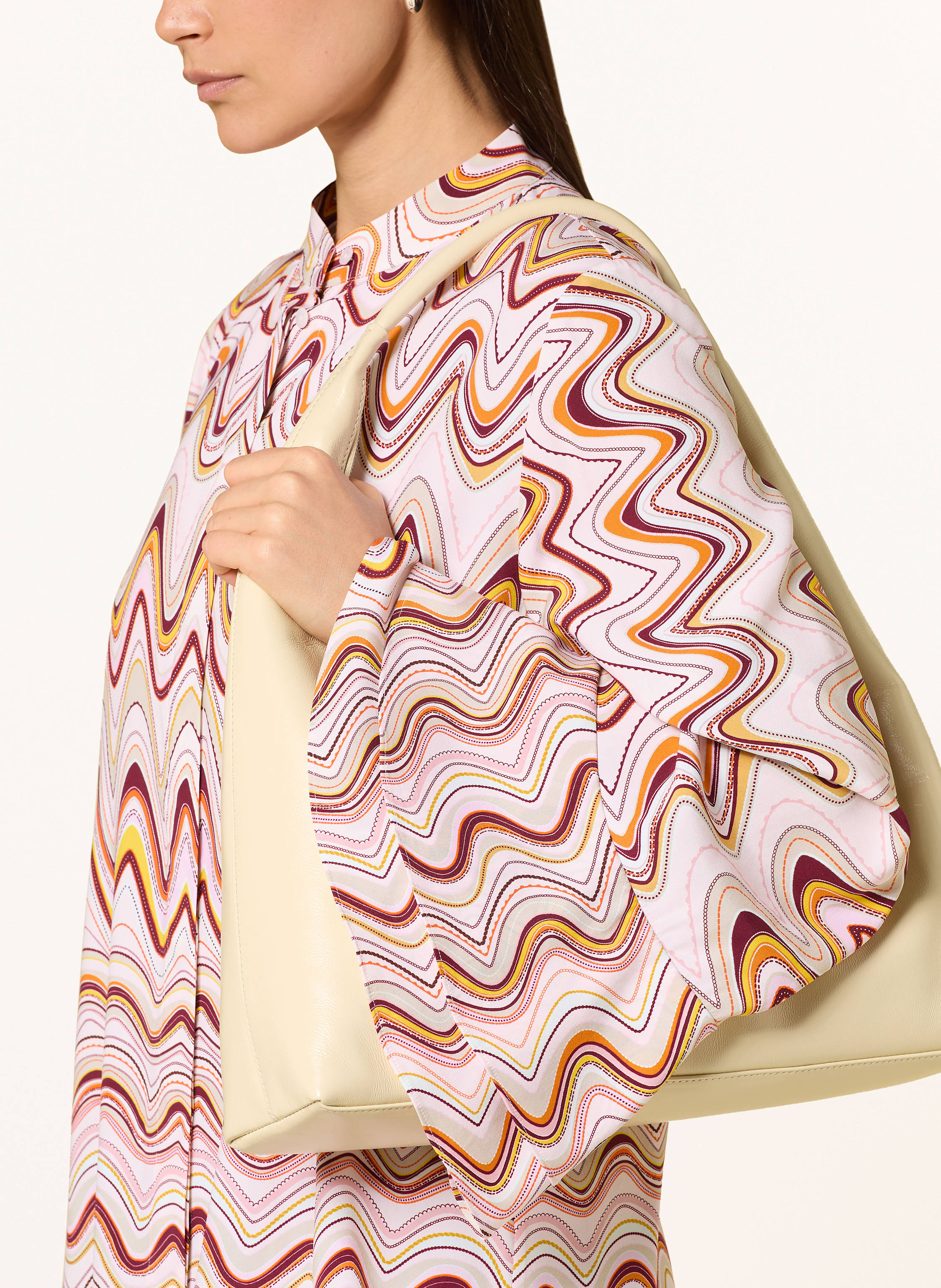 Thumbnail - Herzen's Angelegenheit Seidenbluse Mit Volants orange