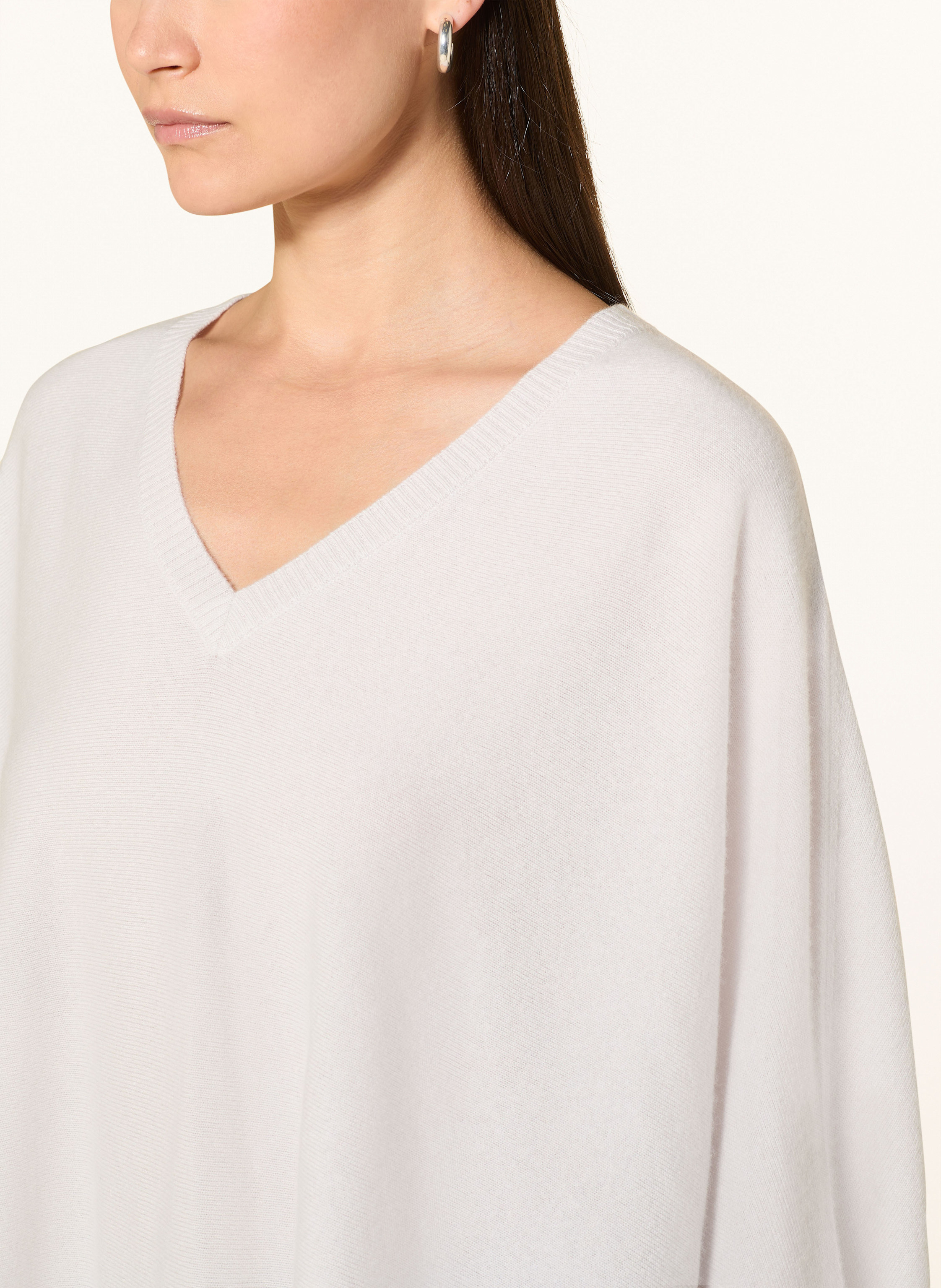 Thumbnail - Herzen's Angelegenheit Poncho grau