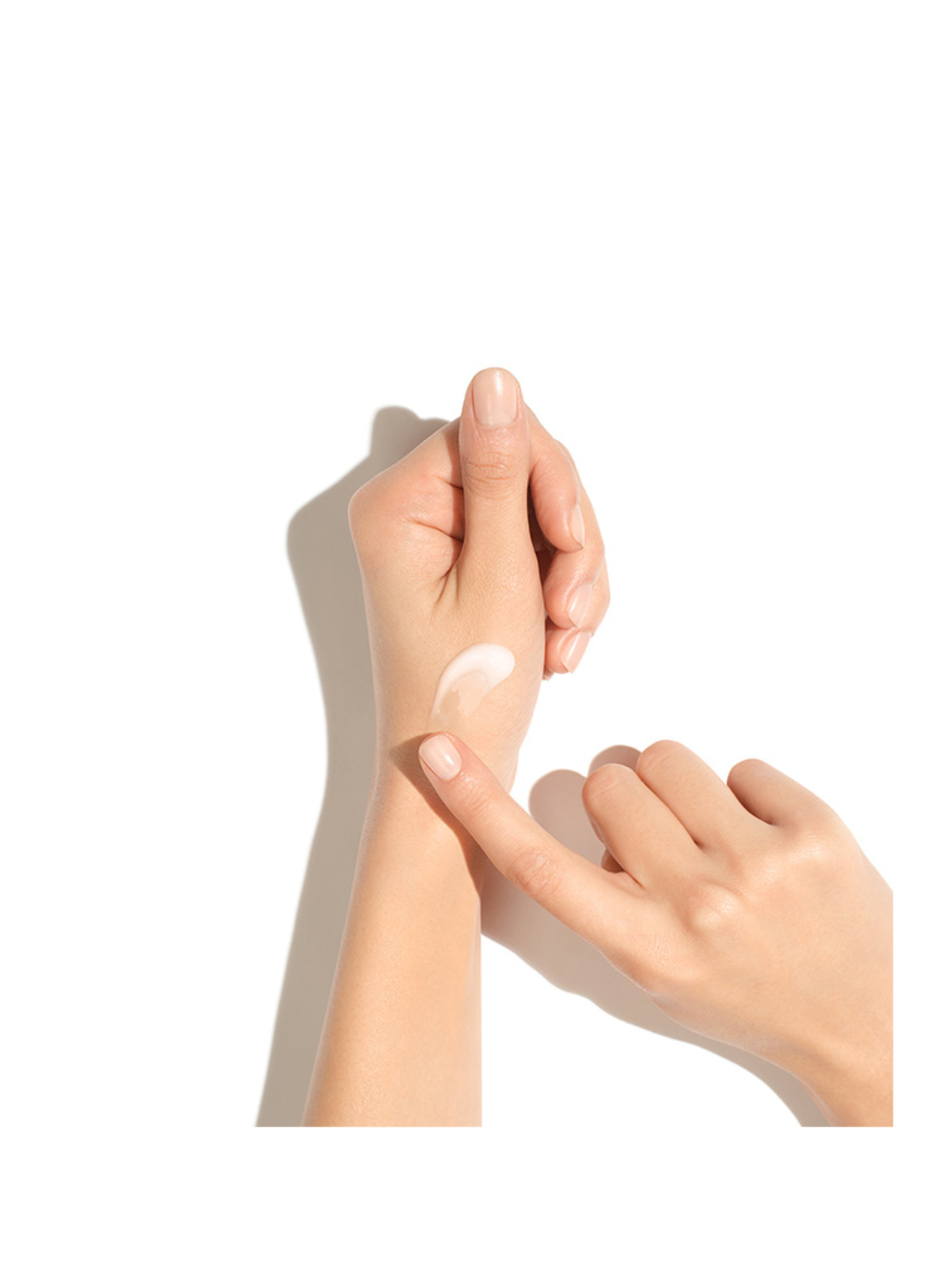 Thumbnail - Charlotte Tilbury Dark Spot Correcting Radiance Recovery Serum Serum 10 ml