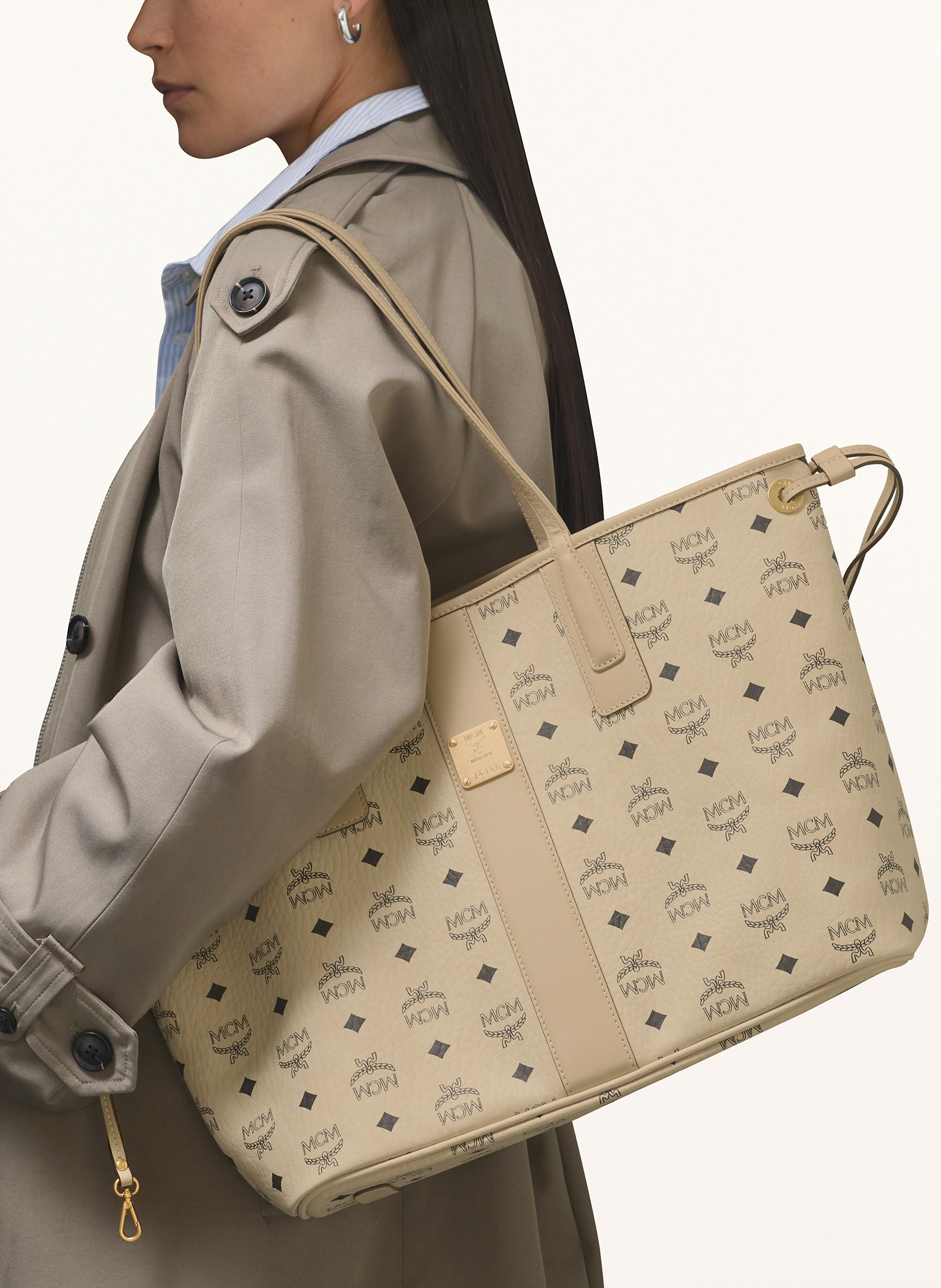 Thumbnail - Mcm Shopper Liz Medium Zum Wenden Mit Pouch beige