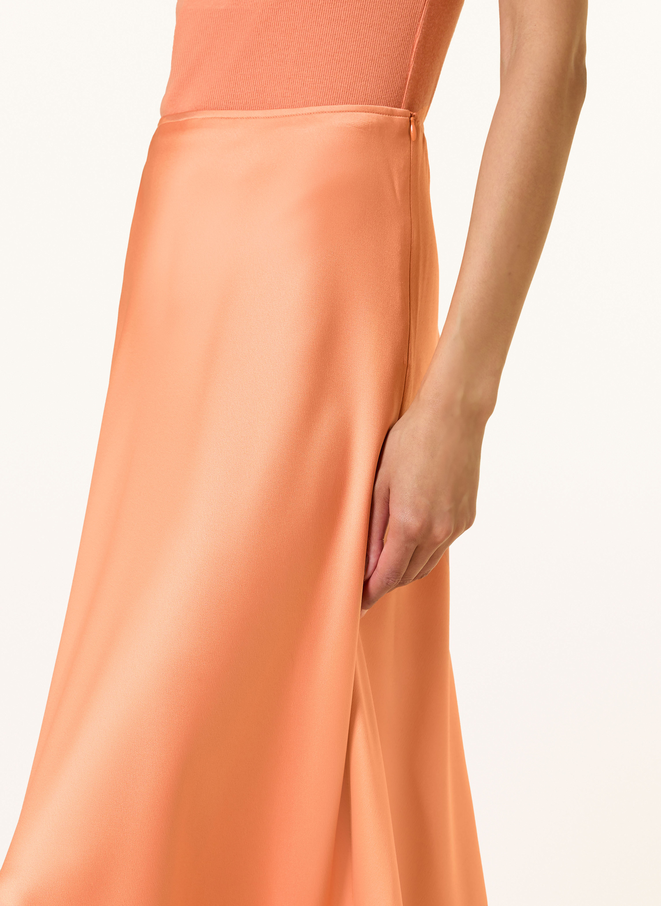 Thumbnail - Juvia Satinrock Fleur orange