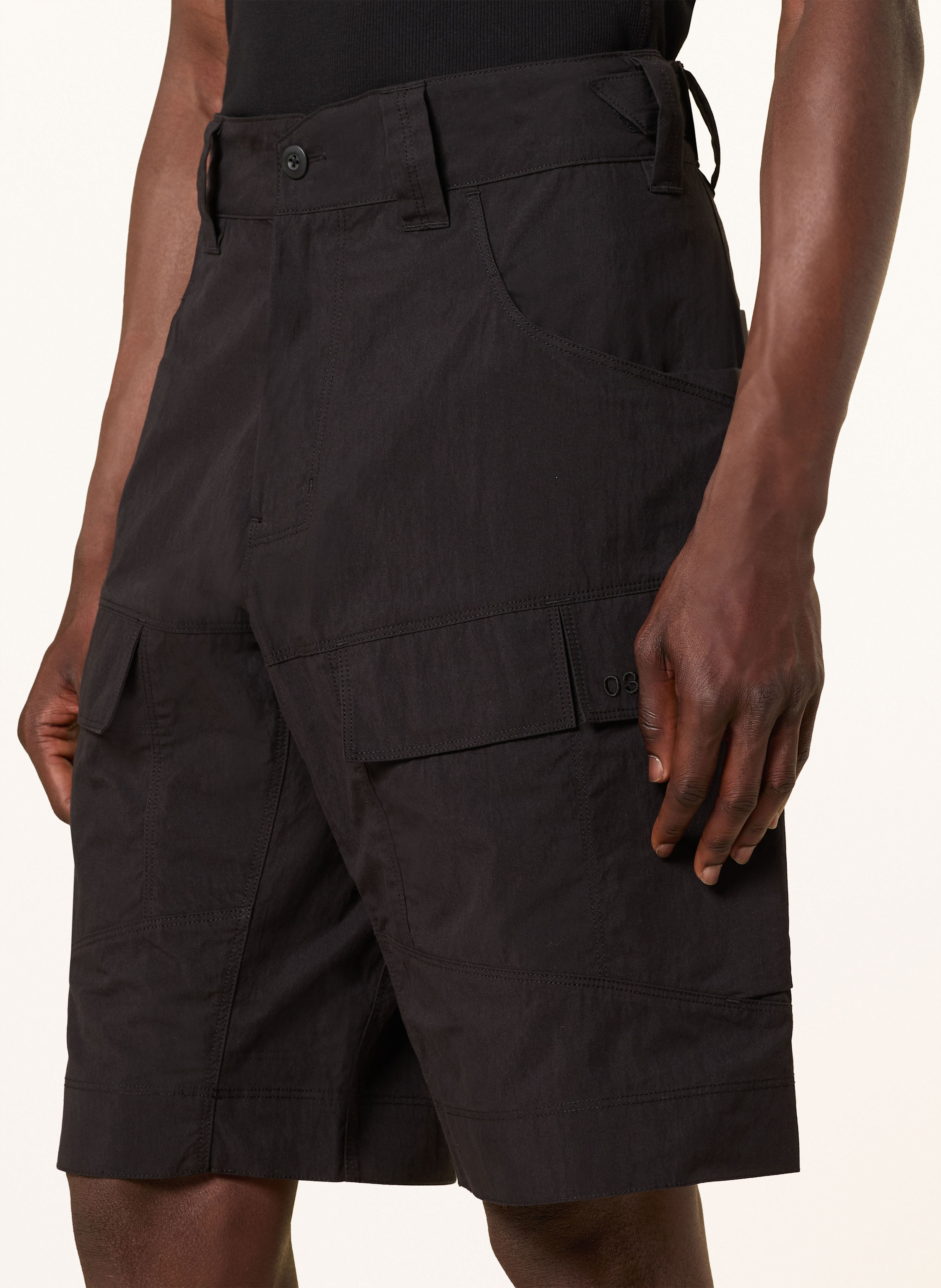 Thumbnail - 032c Cargoshorts Regular Fit schwarz