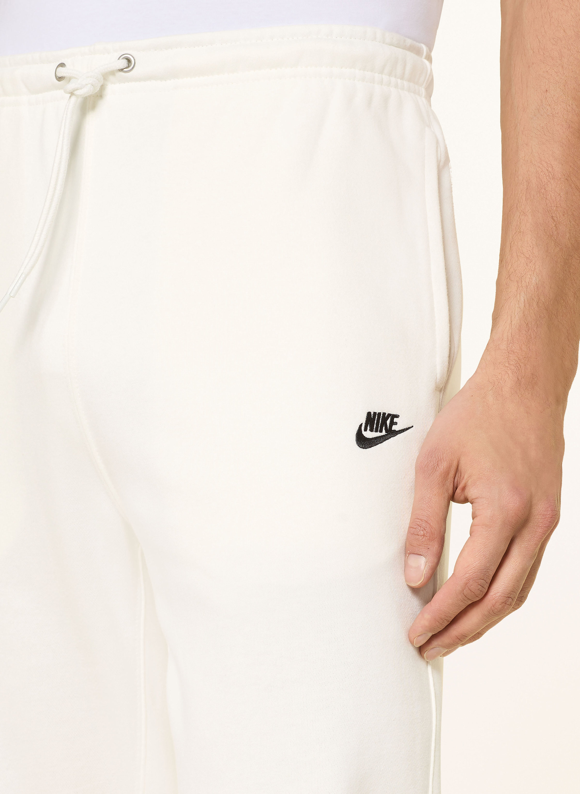 Thumbnail - Nike Sweatpants Club weiss