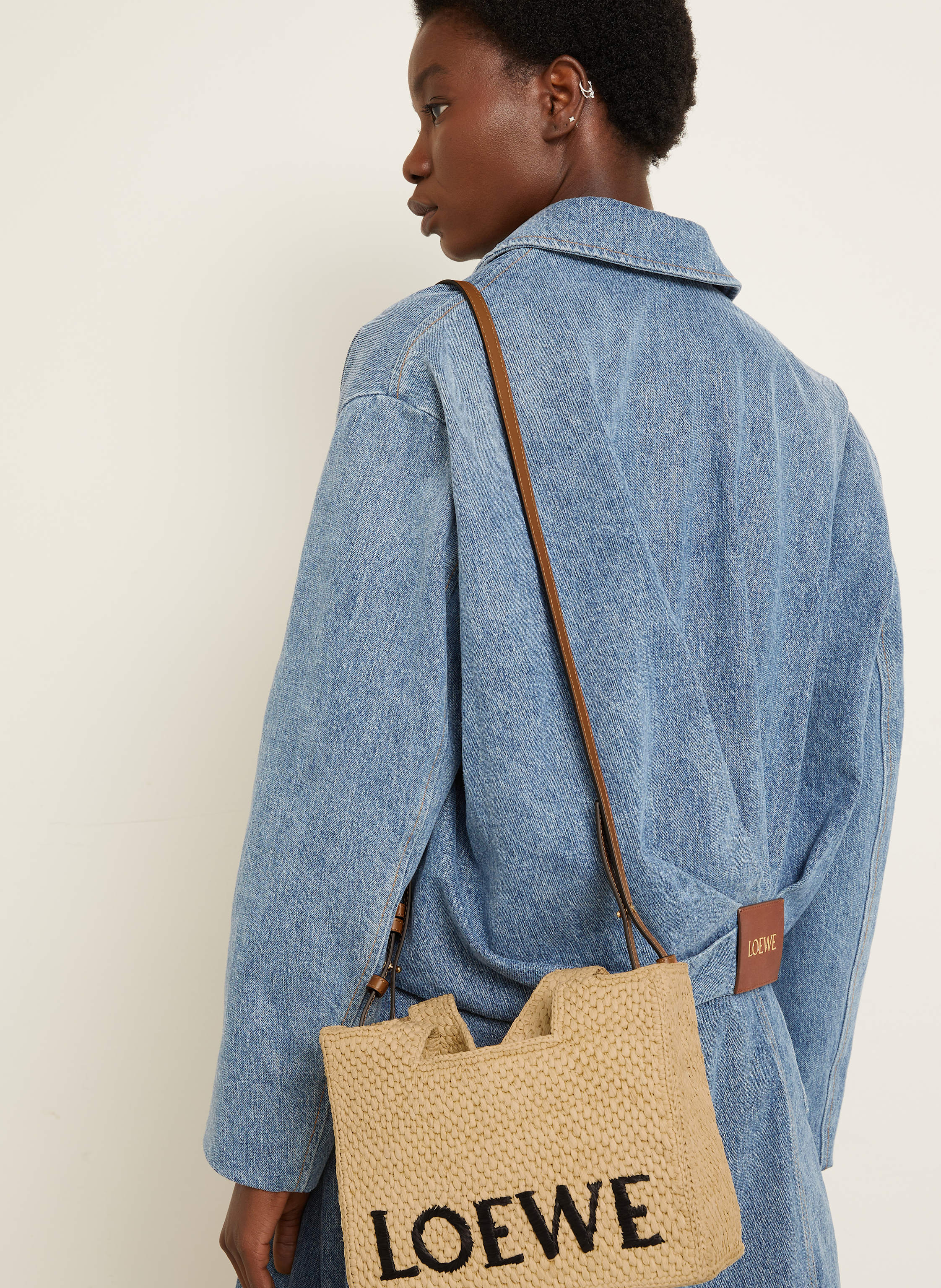 Thumbnail - Loewe Shopper Font Tote Small beige