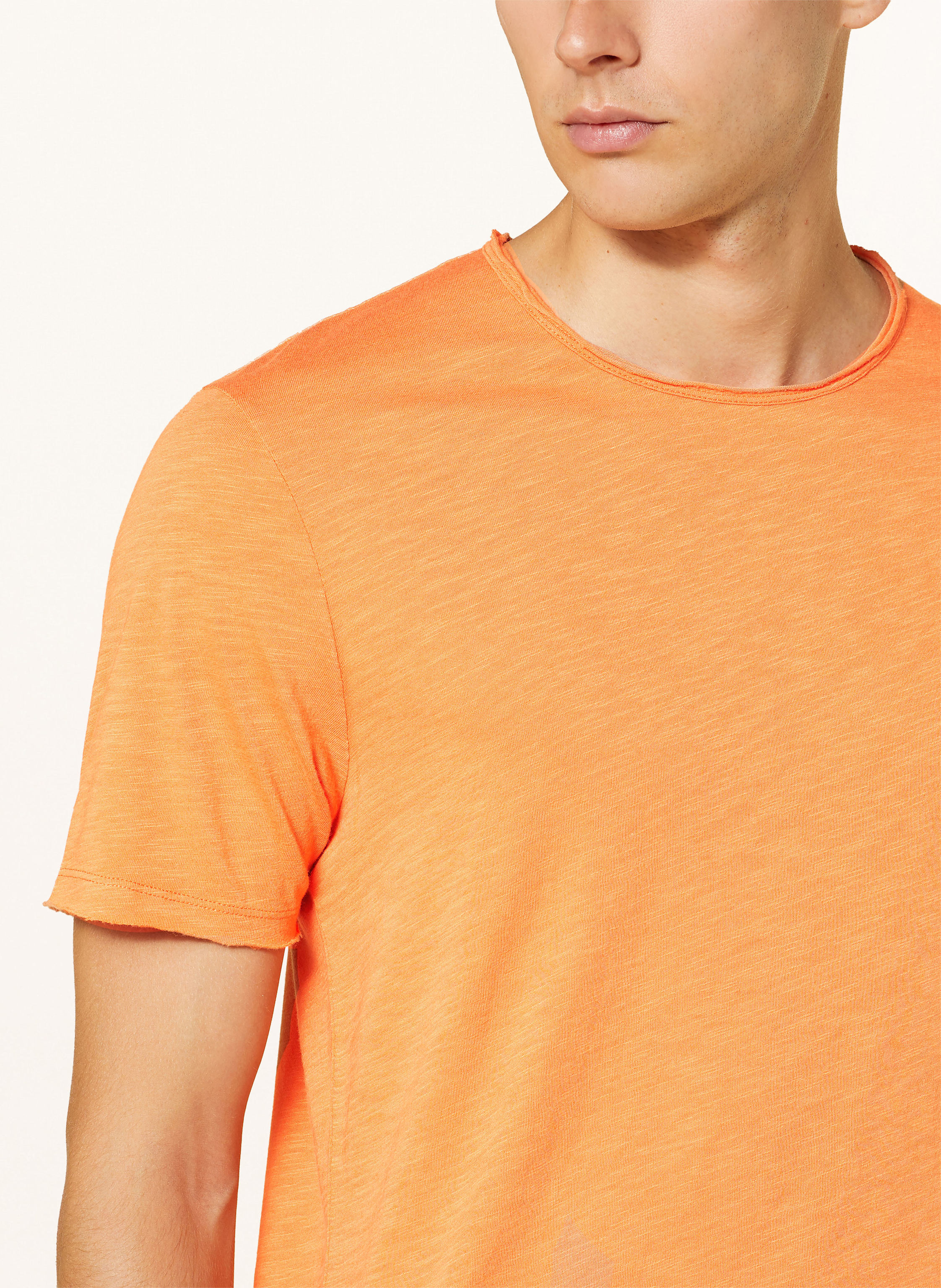 Thumbnail - Juvia T-Shirt orange