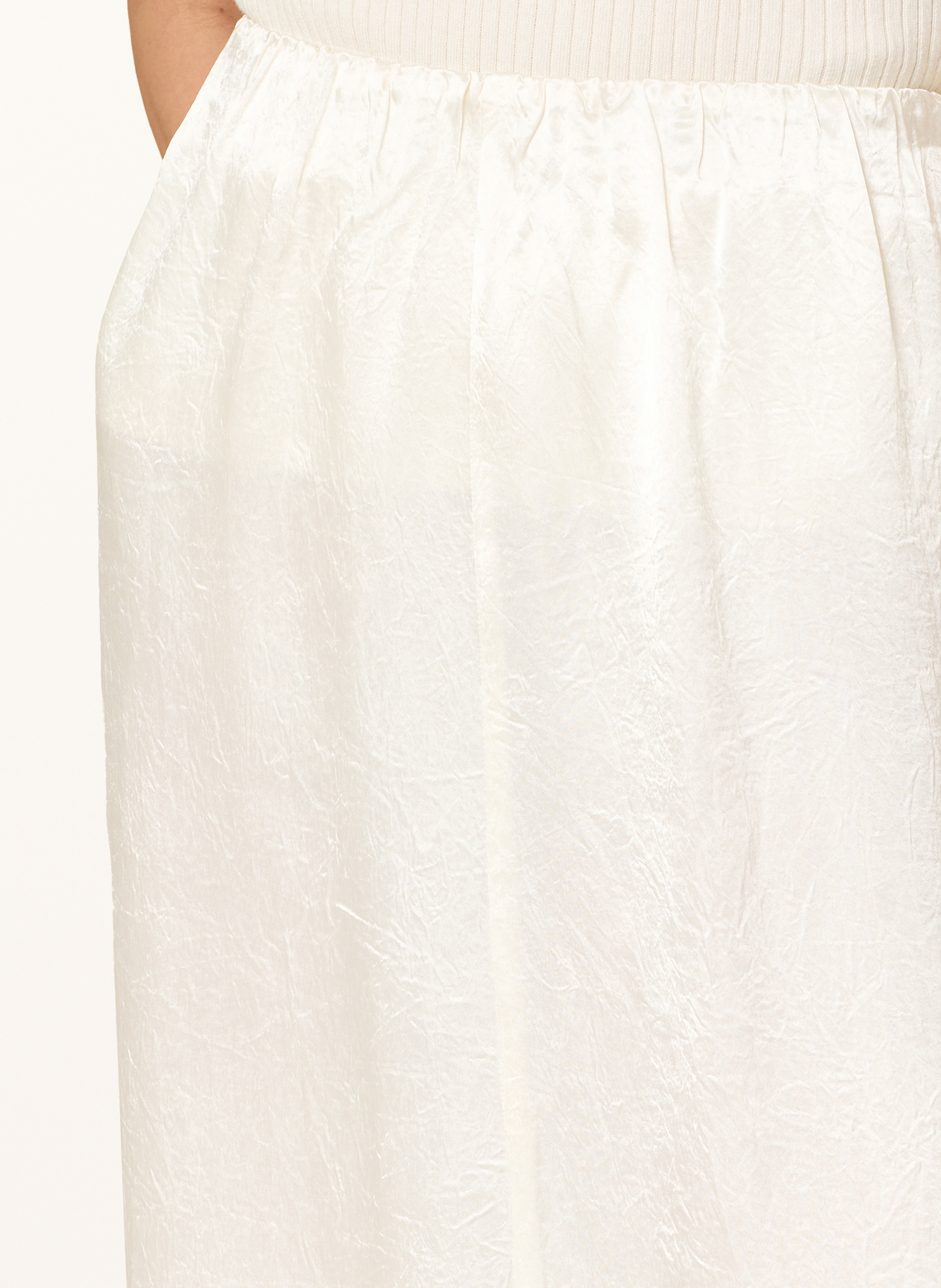 Thumbnail - Herskind Satinrock Stormy weiss