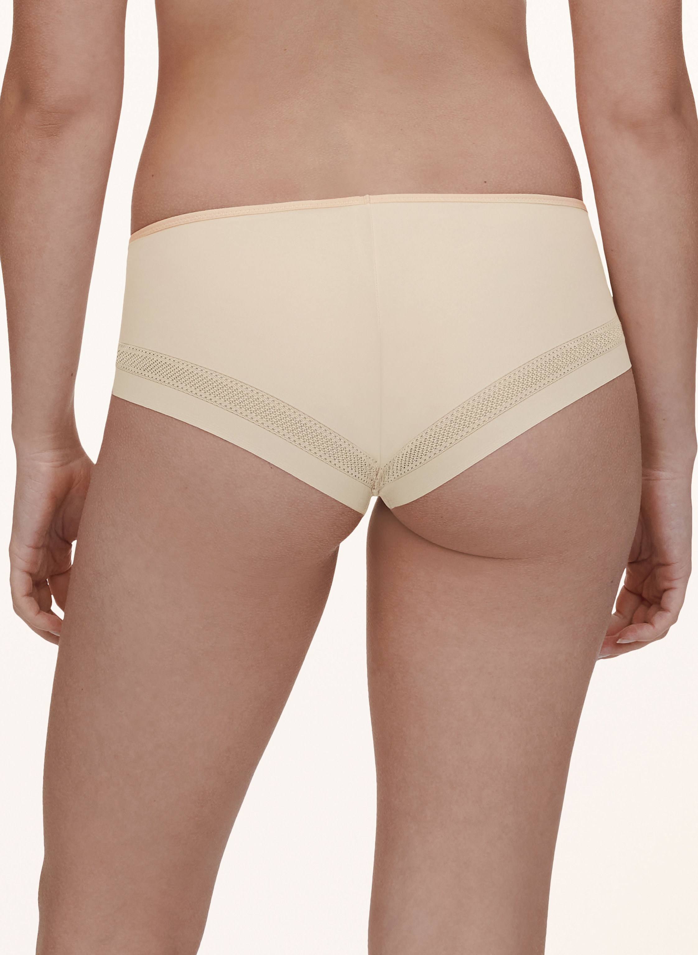 Thumbnail - Chantelle Panty Easy Bliss beige