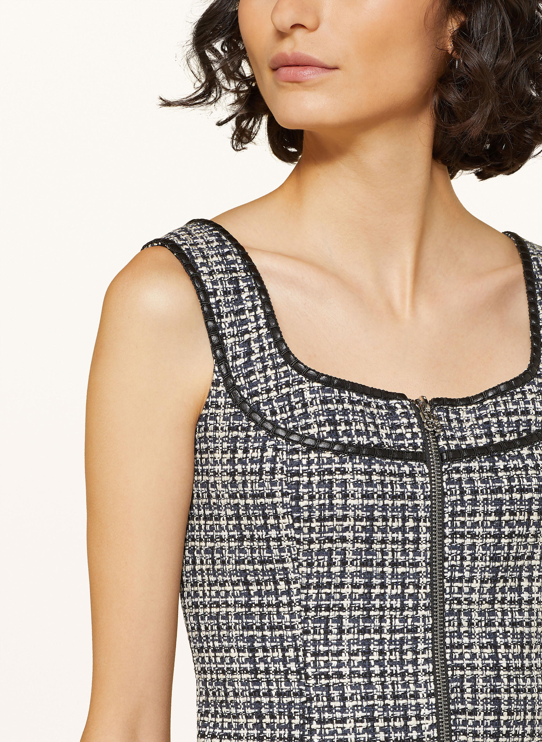 Thumbnail - Hugo Cropped-Top Cusene Aus Tweed blau
