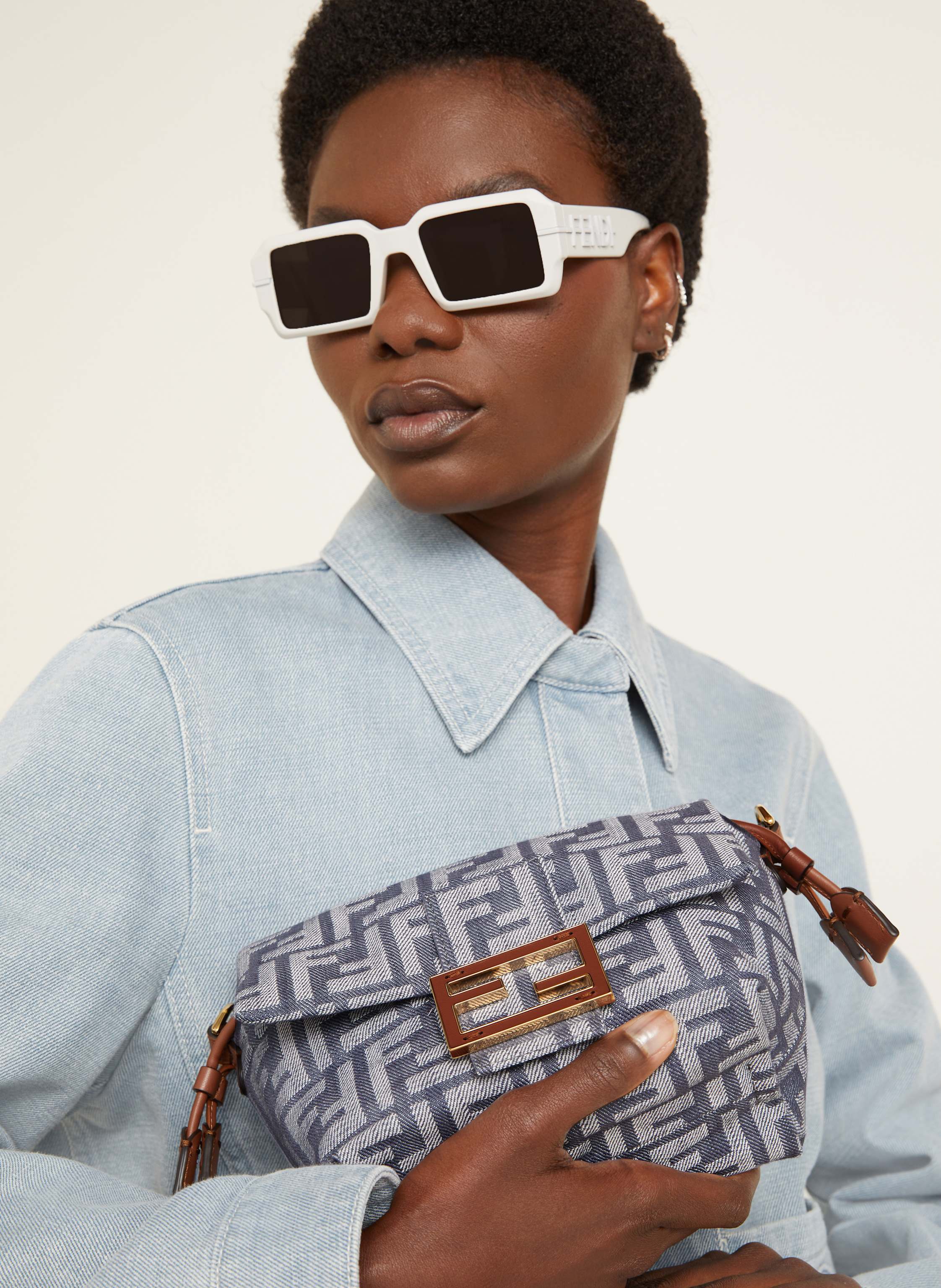 Thumbnail - Fendi Schultertasche Mamma Baguette blau
