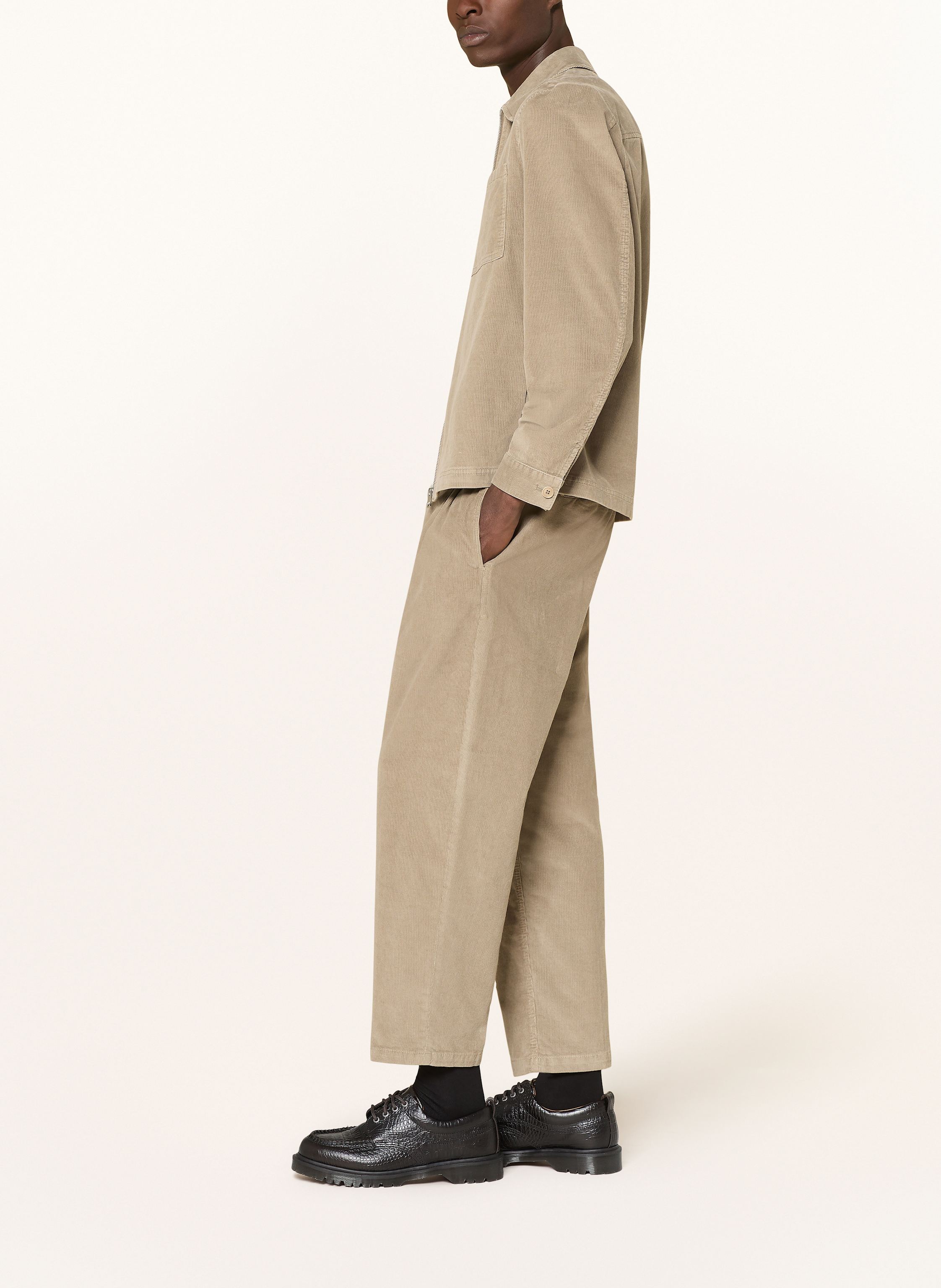 Thumbnail - Drykorn Cordchino Karyko Relaxed Fit Mit Verkürztem Bein gruen