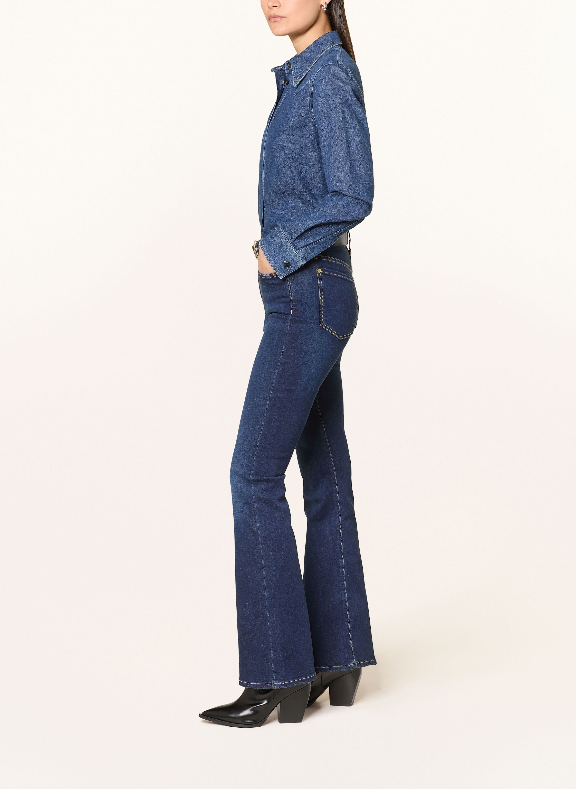 Thumbnail - 7 For All Mankind Flared Jeans Hw Ali blau