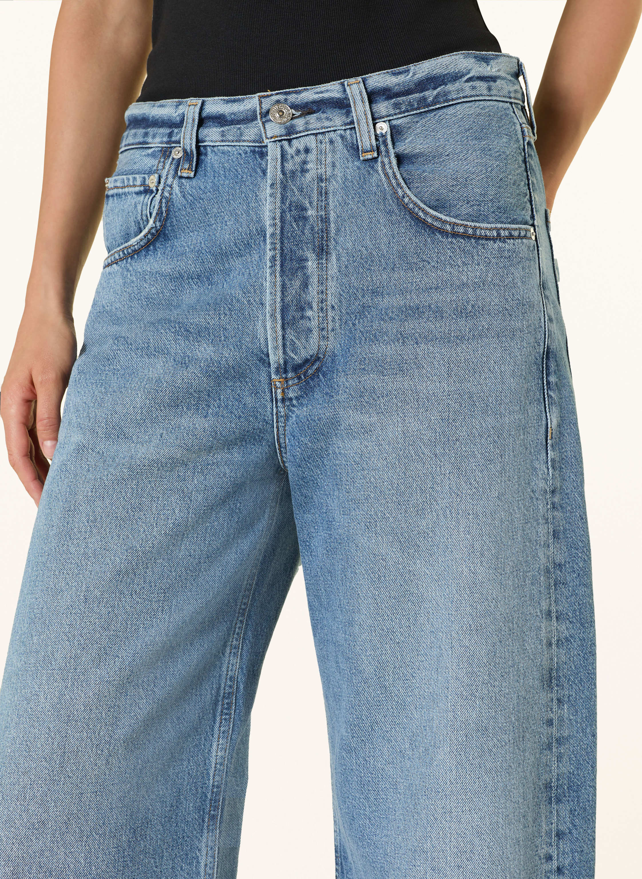 Thumbnail - Citizens Of Humanity Cropped Jeans Ayla Raw Hem blau