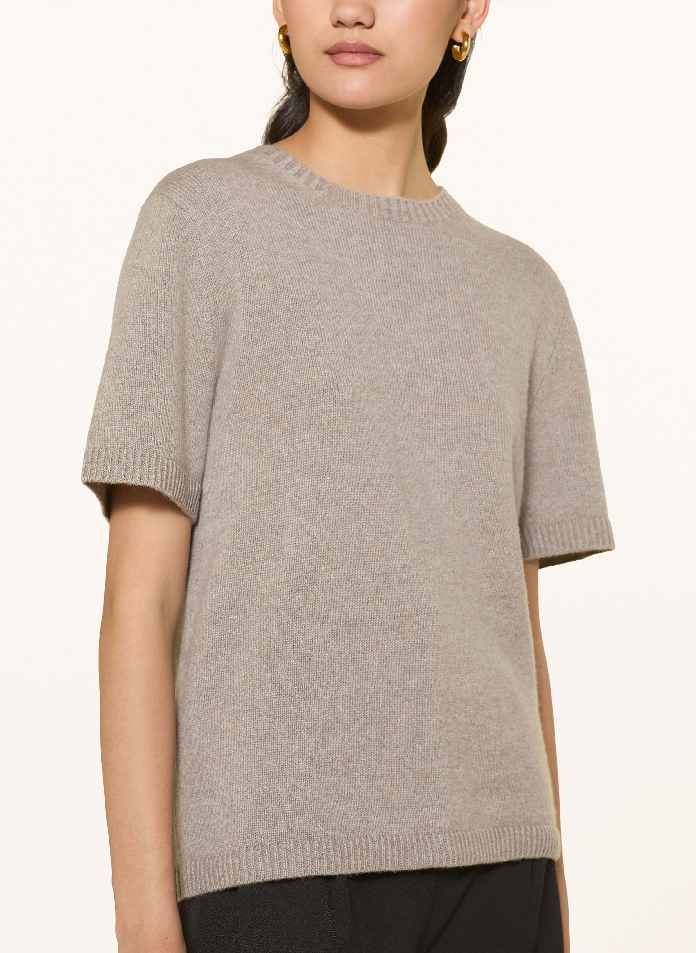 Thumbnail - Soft Goat Strickshirt Aus Cashmere grau