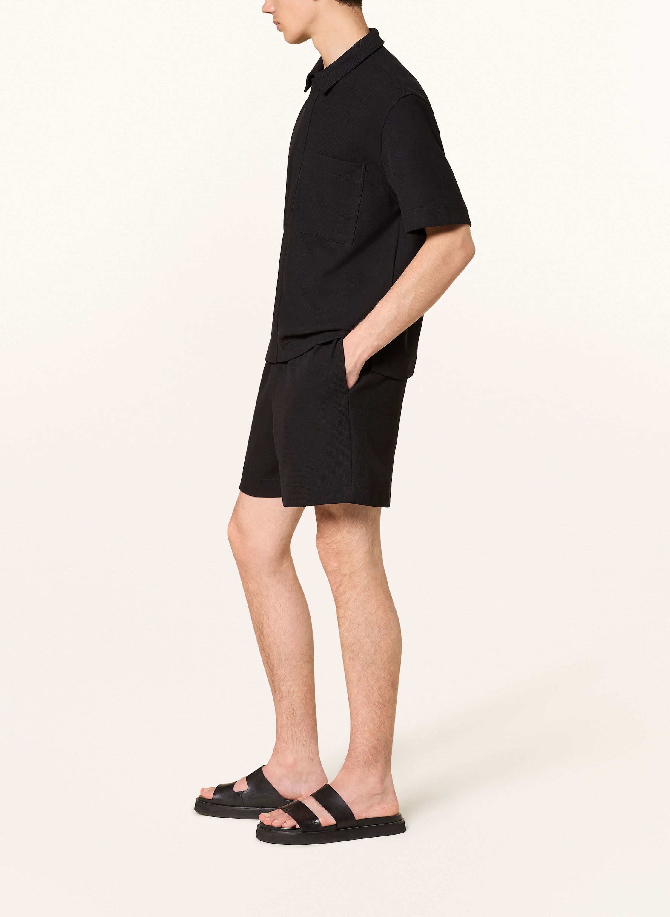 Thumbnail - Cos Shorts schwarz