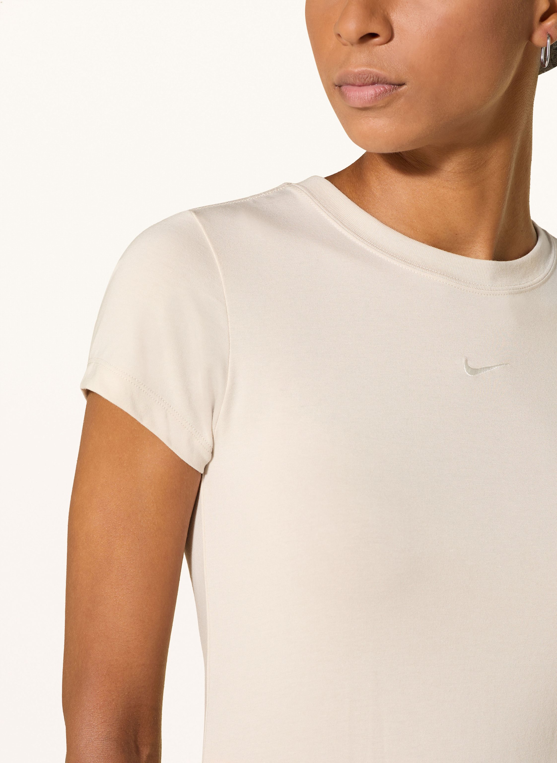 Thumbnail - Nike T-Shirt beige