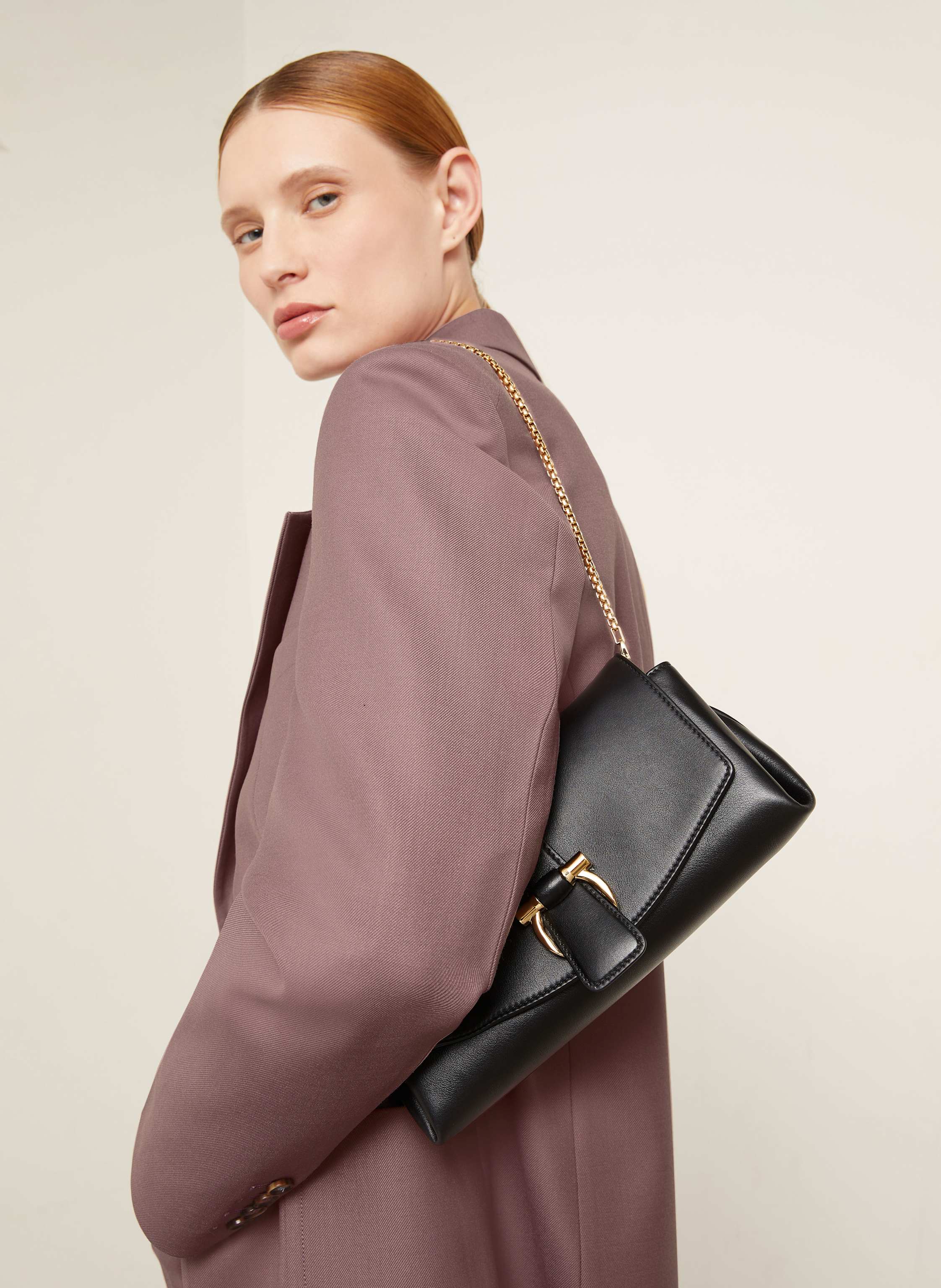 Thumbnail - Ferragamo Umhängetasche Siena schwarz