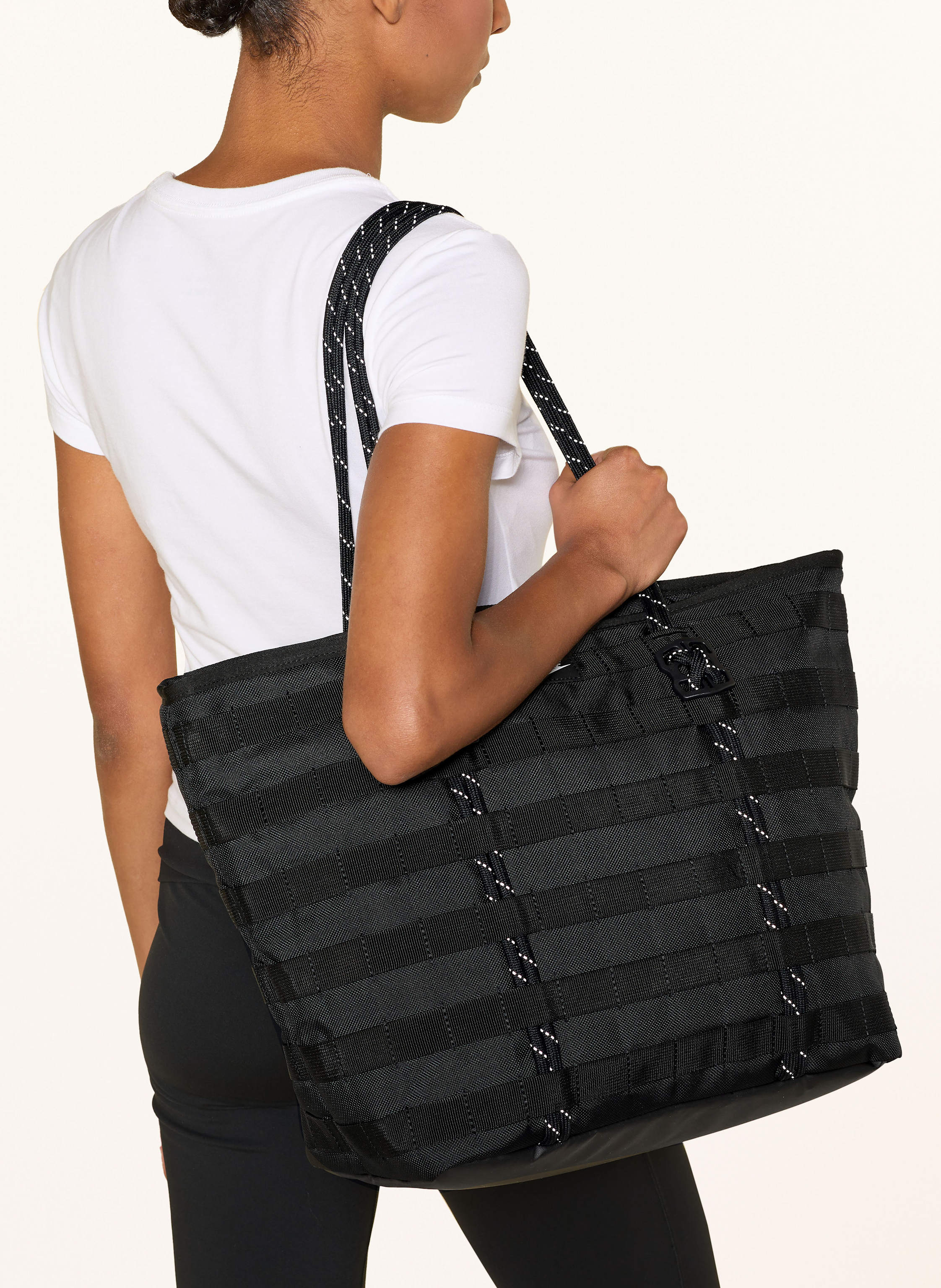 Thumbnail - Nike Sporttasche Sportswear schwarz