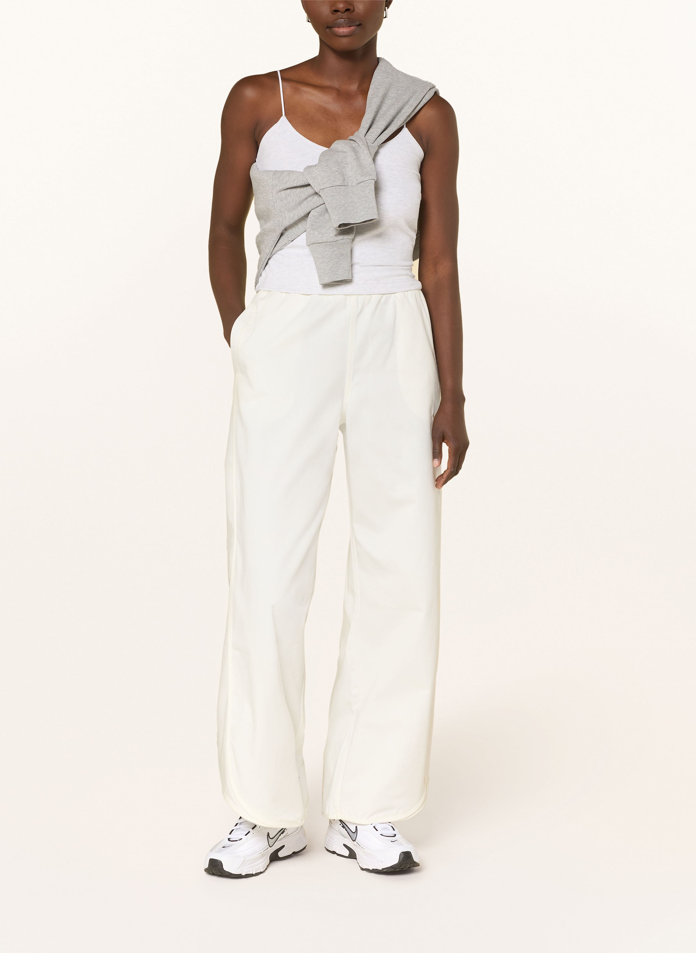 Thumbnail - Nike Top Sportswear Chill weiss