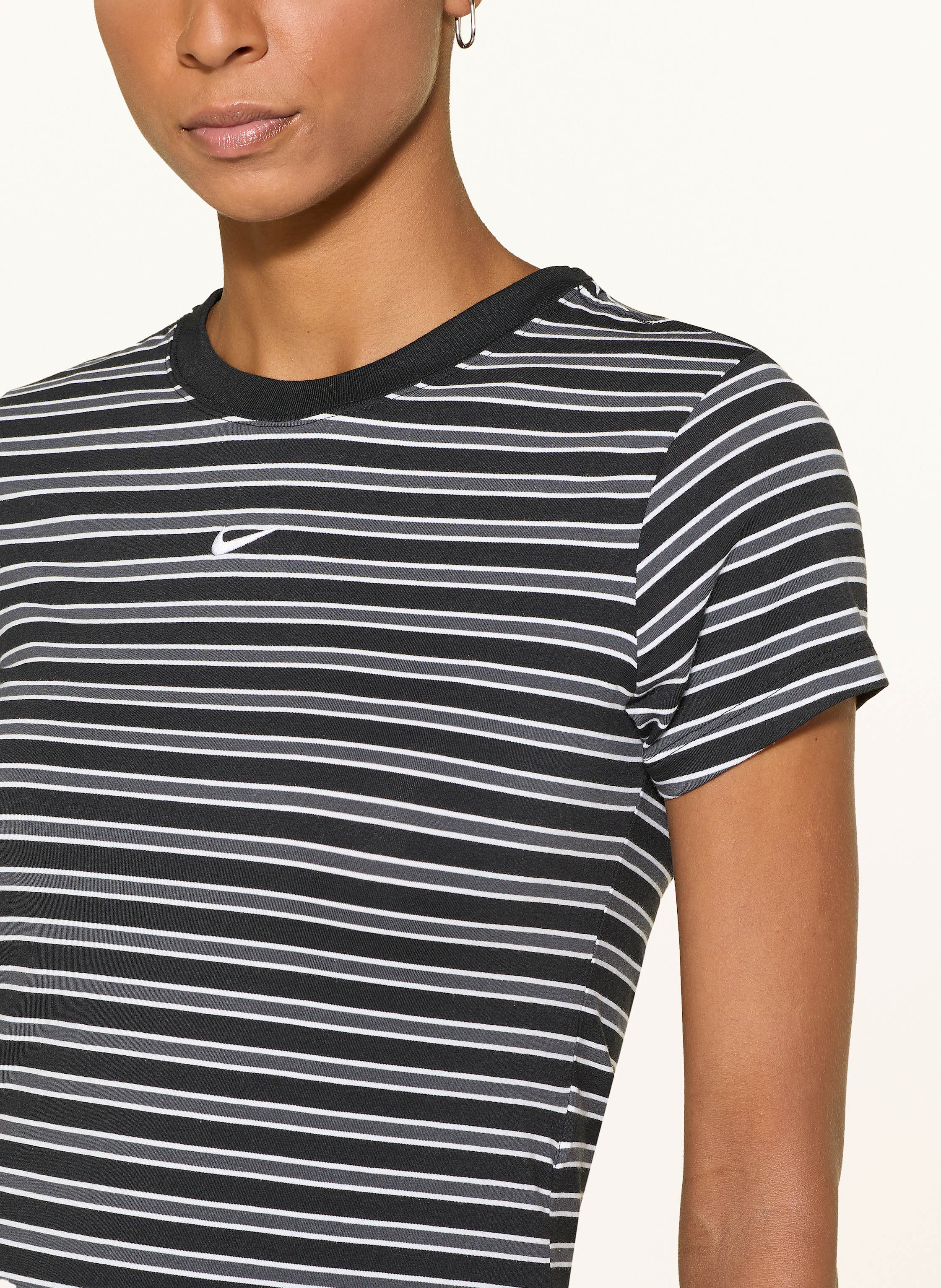 Thumbnail - Nike T-Shirt schwarz