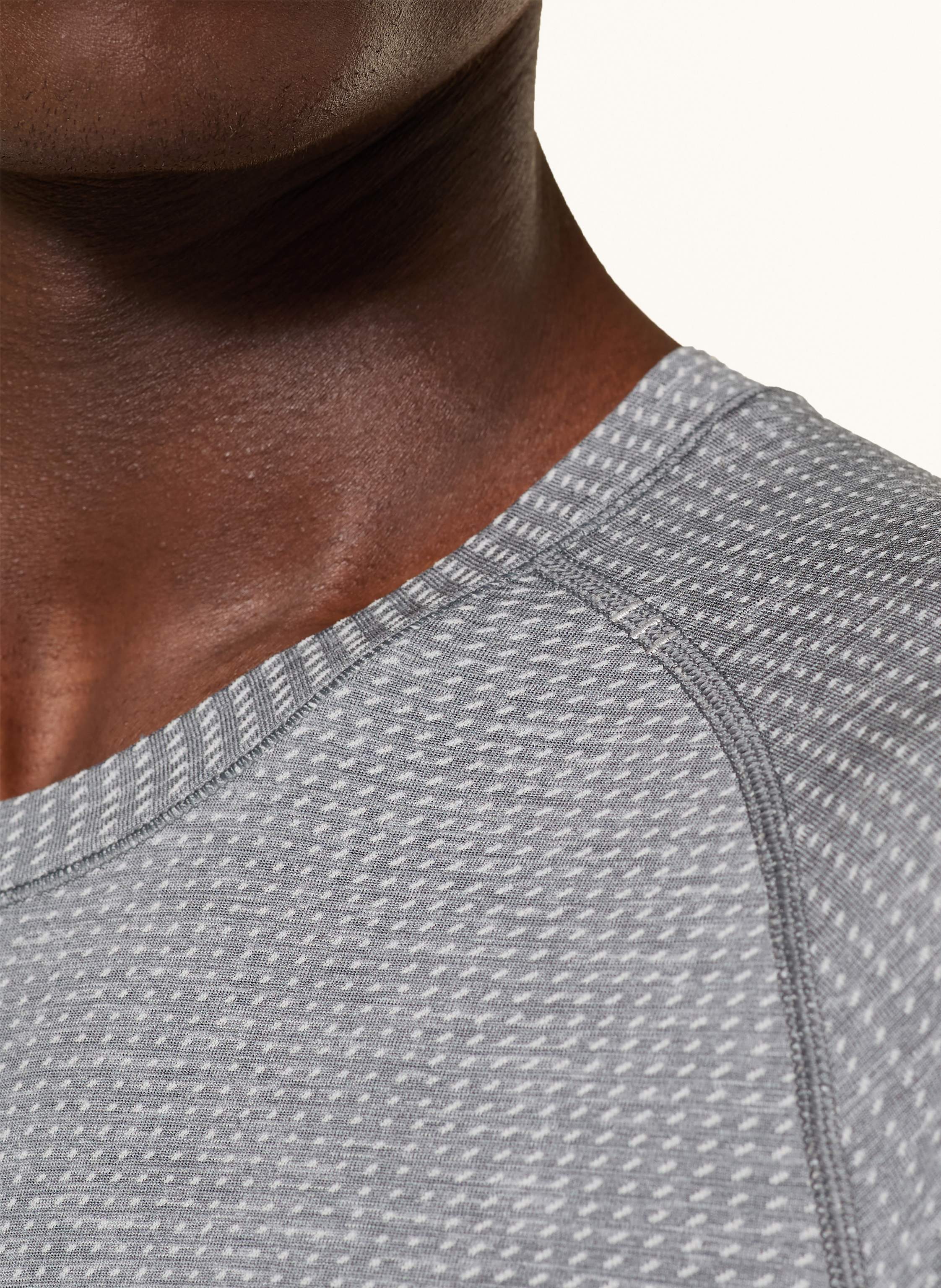 Thumbnail - Lululemon Longsleeve Metal Vent Tech Long Sleeve 3.0 grau