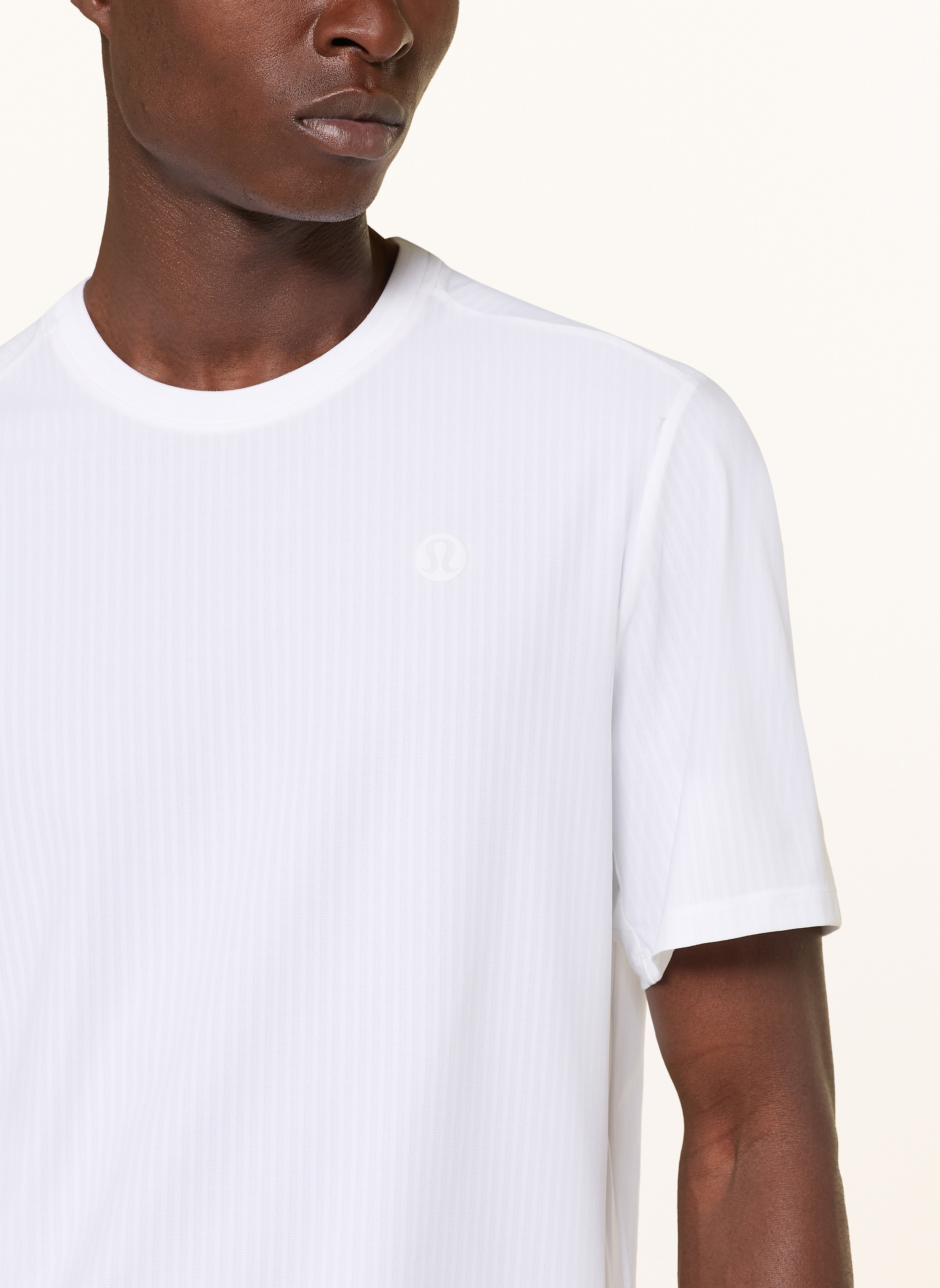 Thumbnail - Lululemon T-Shirt Striped Mesh weiss