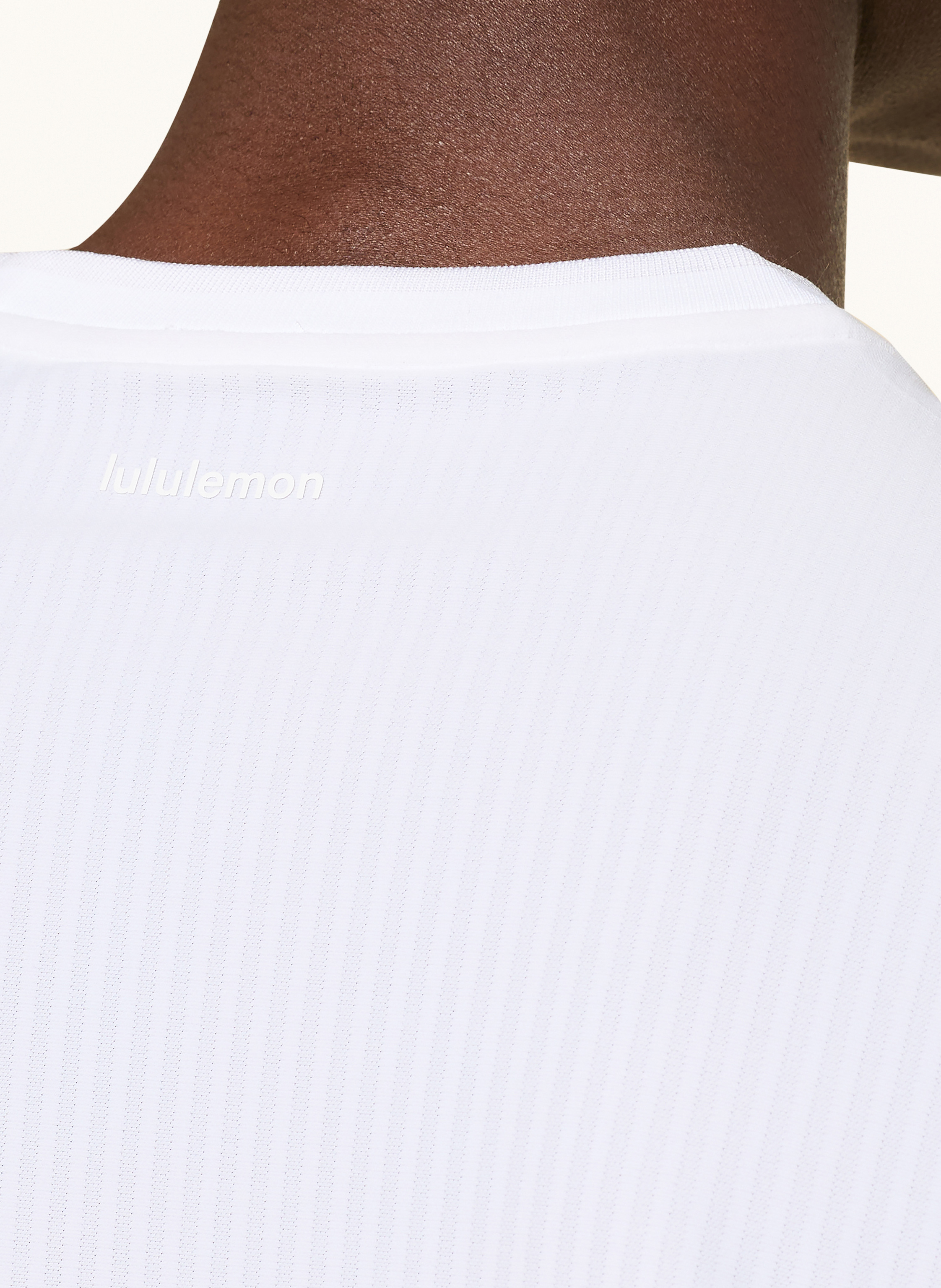 Thumbnail - Lululemon T-Shirt Striped Mesh weiss