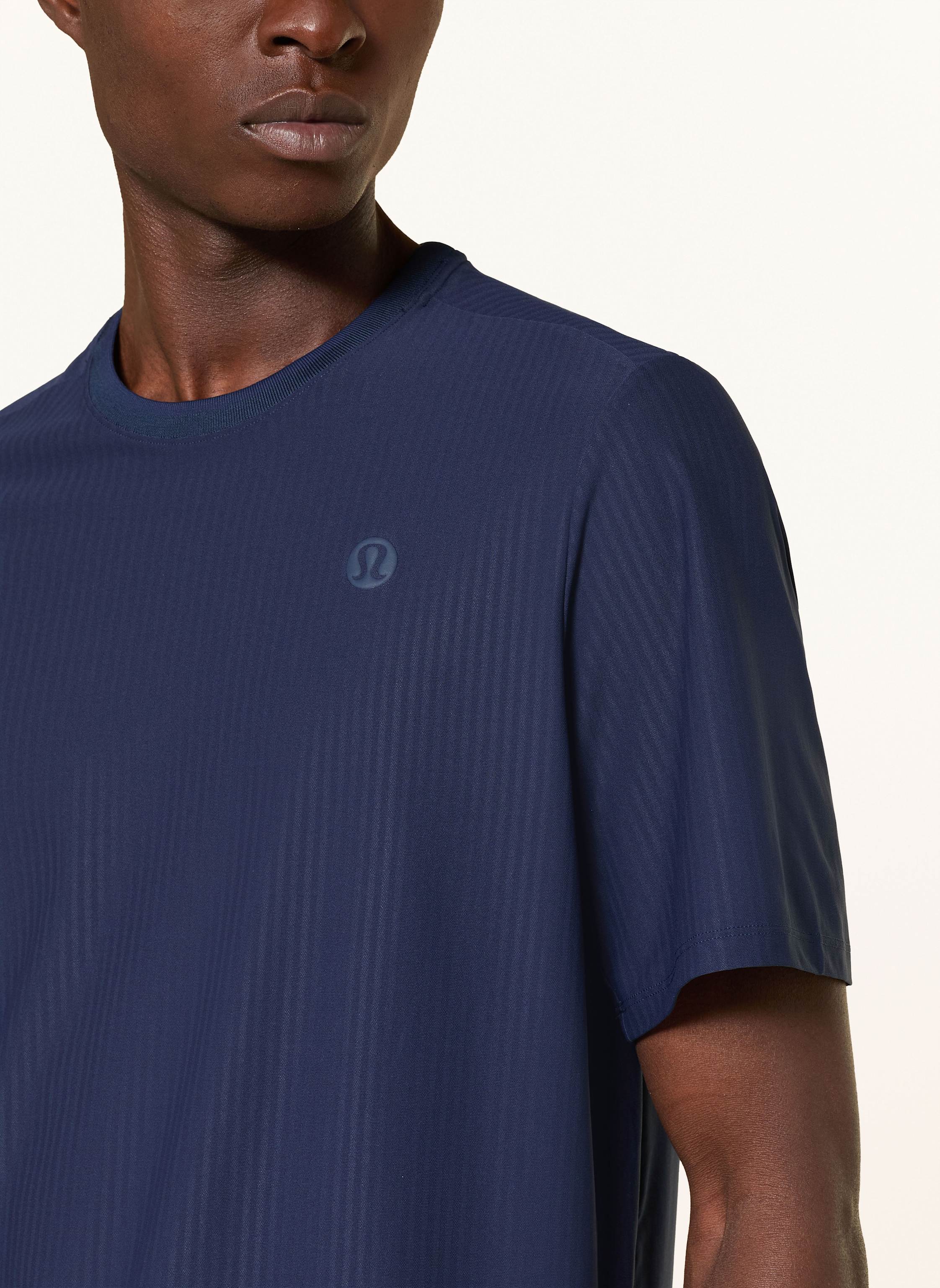 Thumbnail - Lululemon T-Shirt Striped Mesh blau