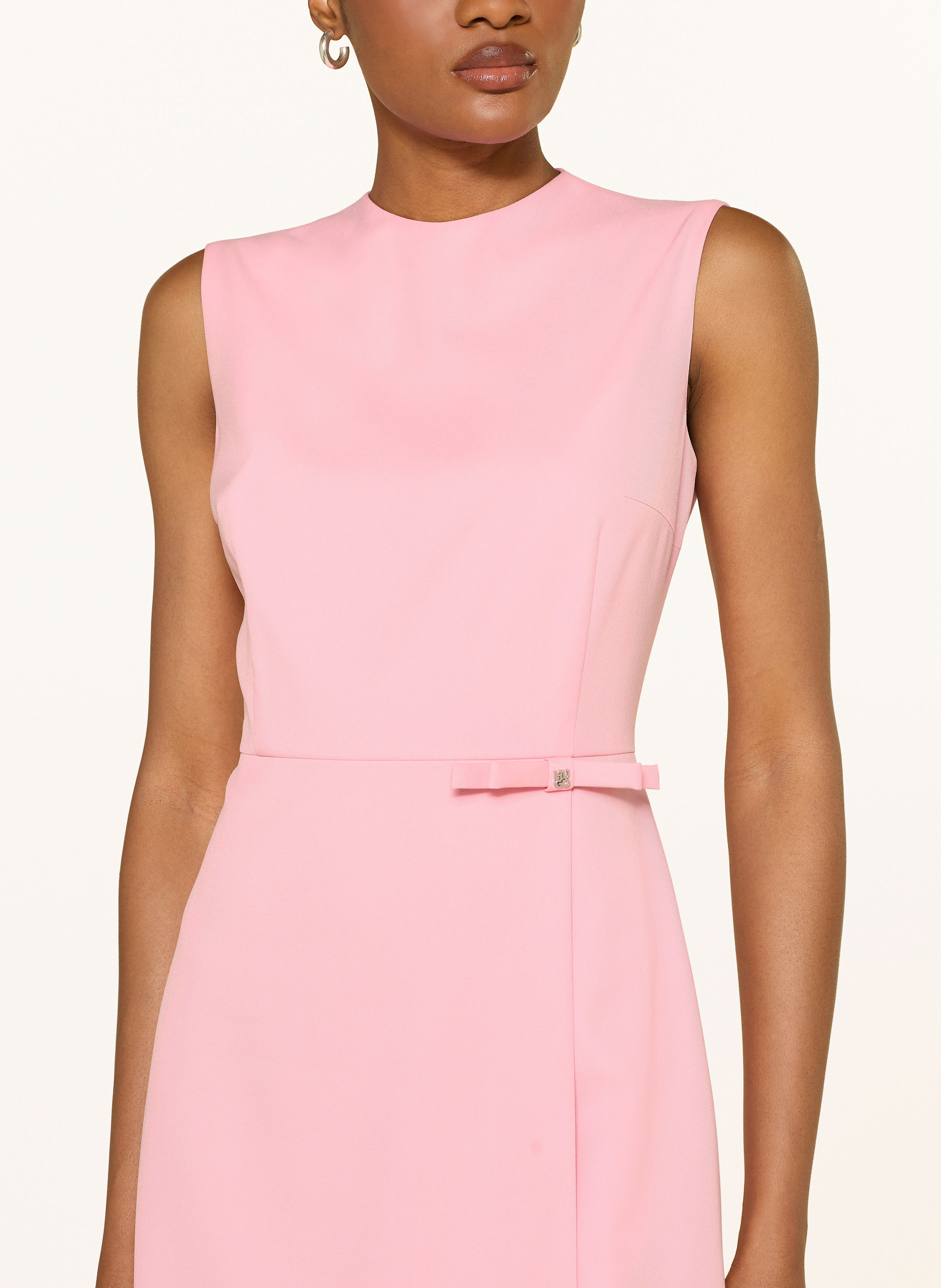 Thumbnail - Hugo Kleid Kanine In Wickeloptik rosa