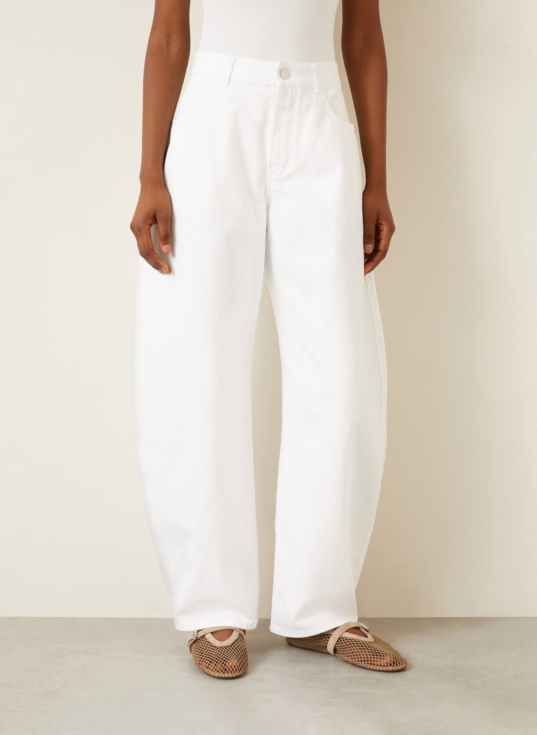 Thumbnail - Alaïa Barrel Jeans weiss