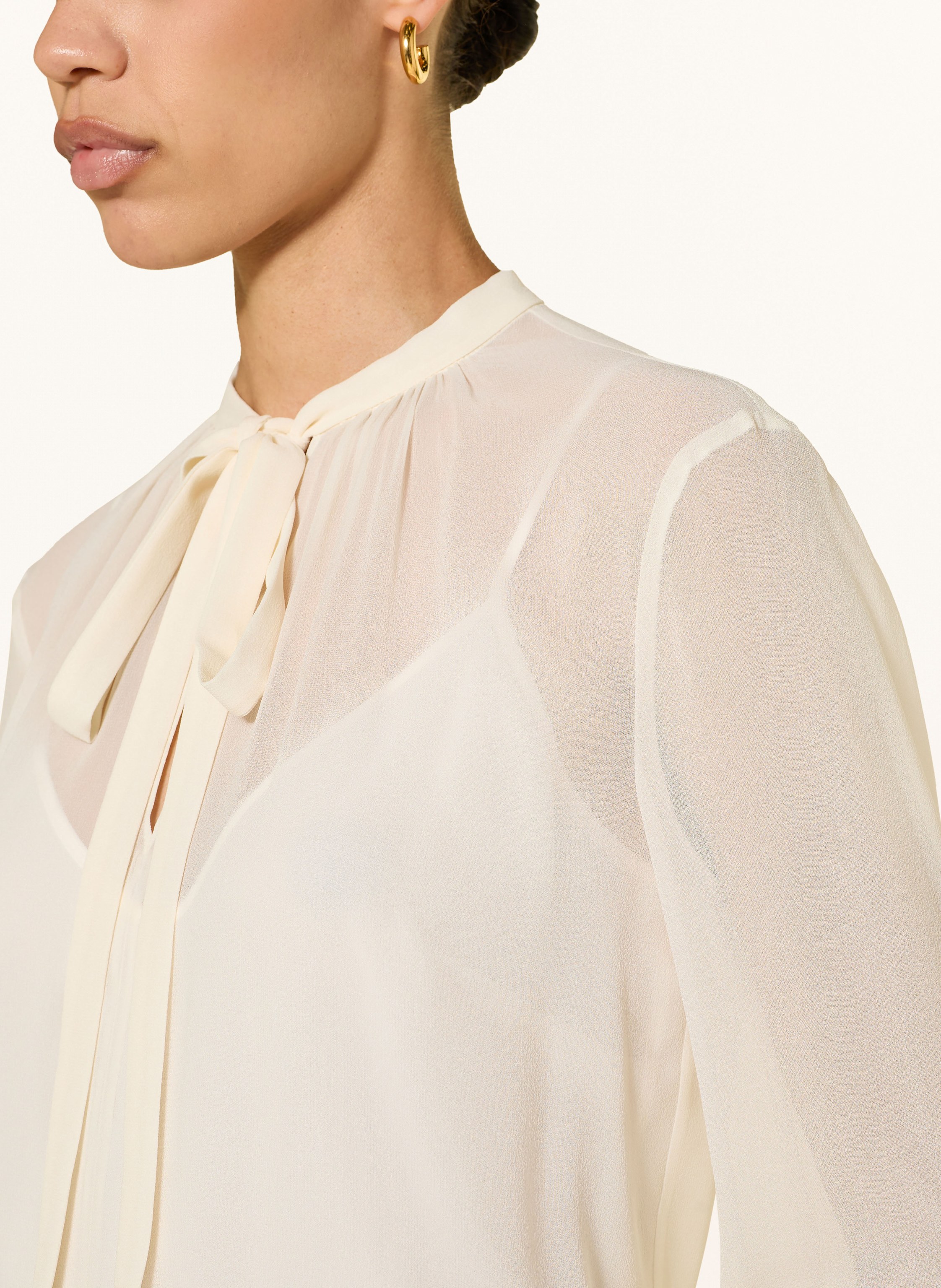 Thumbnail - Max Mara Studio Schluppenbluse Cuba Aus Seide Mit Volants beige