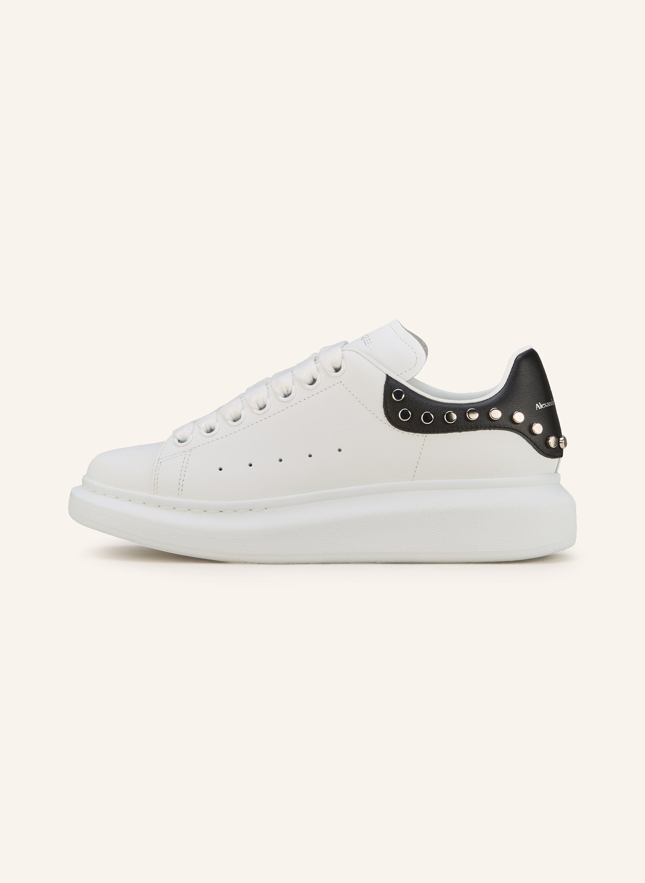 Thumbnail - Mcqueen Sneaker Mit Nieten weiss